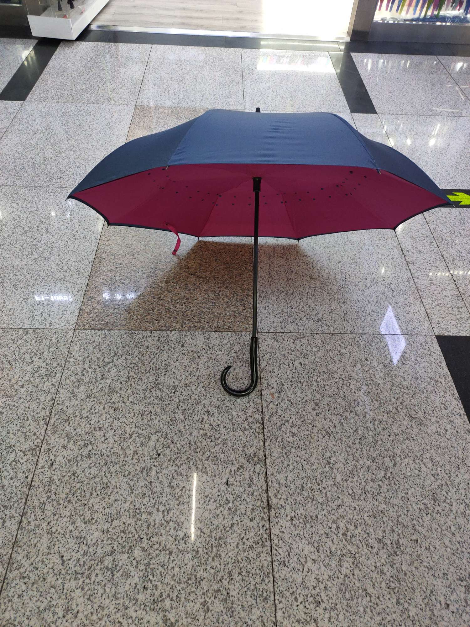 New double-layer reverse umbrella for cars, creative flip and inverted umbrella, factory direct sales detail image 2