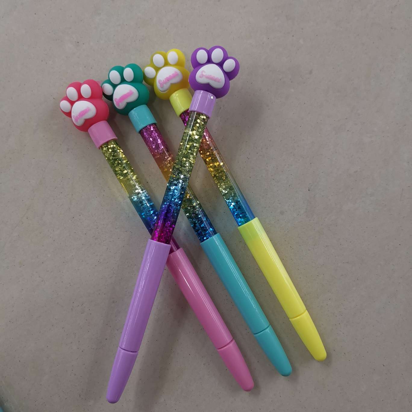 Cat claw-shaped sand pen
