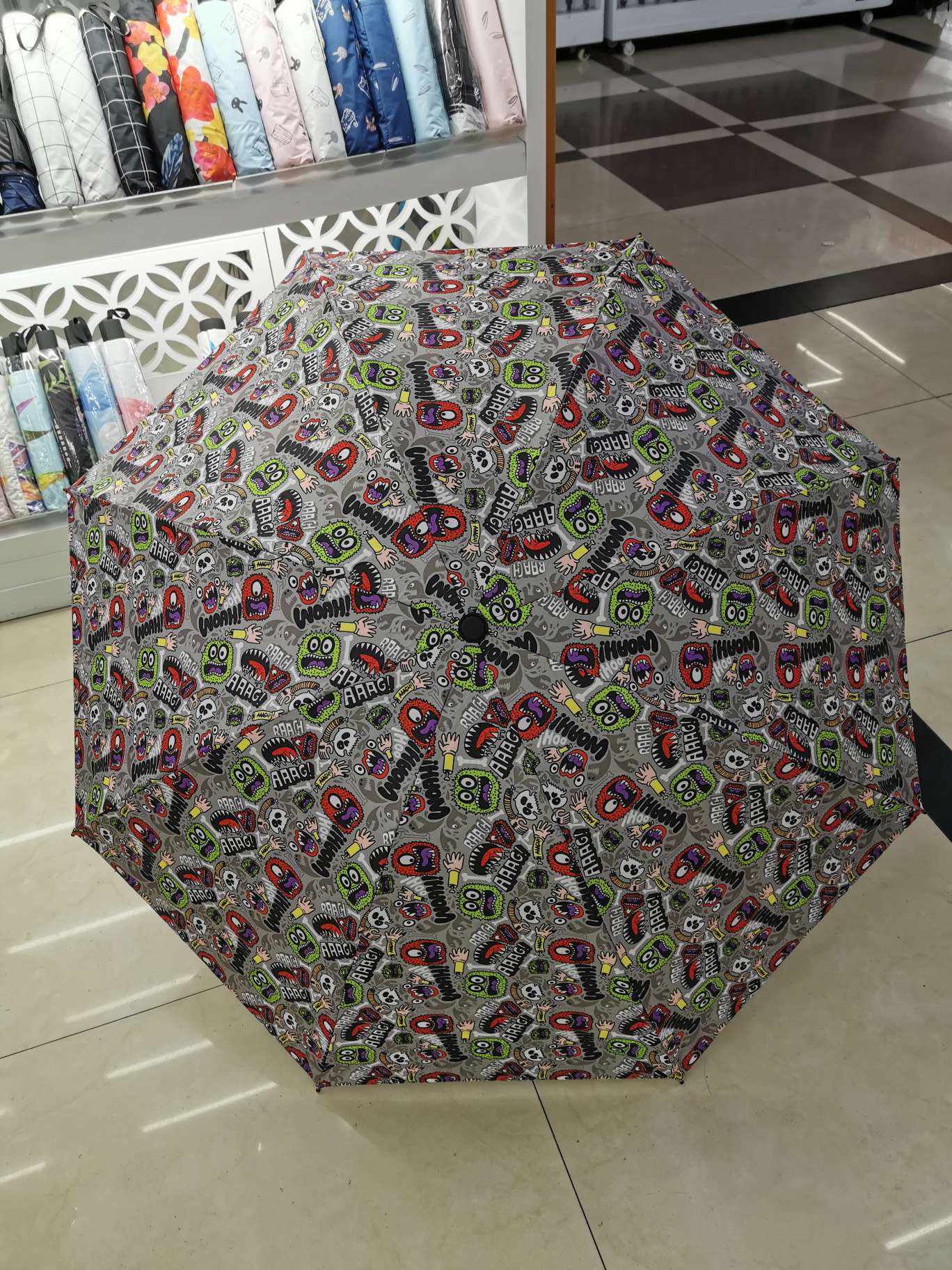 56*8k black vinyl sunshade umbrella with digital printing, suitable for both sunny and rainy weather, UV protection and personalized printing Application Scenario