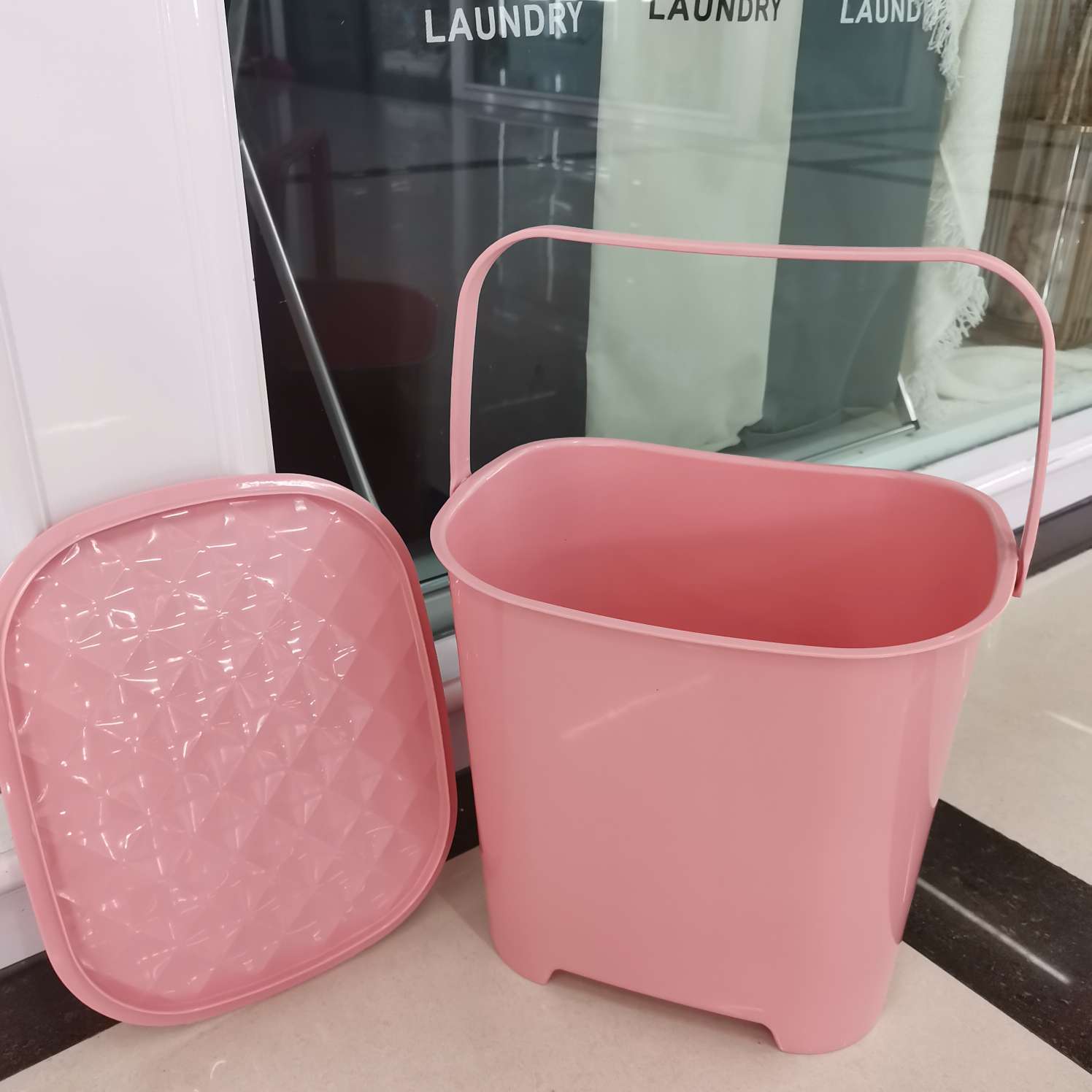 塑料桶带盖水桶加厚可坐大号圆形手提水桶子学生洗澡篮浴室洗澡桶  976 0079产品图