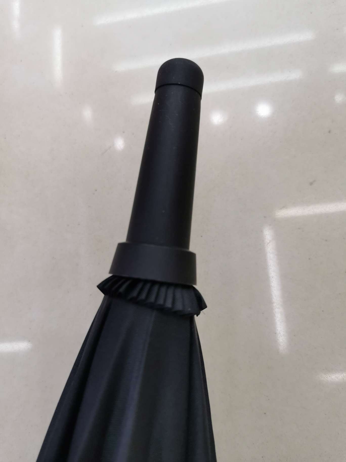 Long-handled business 27-inch double-layer golf umbrella, advertising umbrella and gift umbrella can be printed with logo Application Scenario