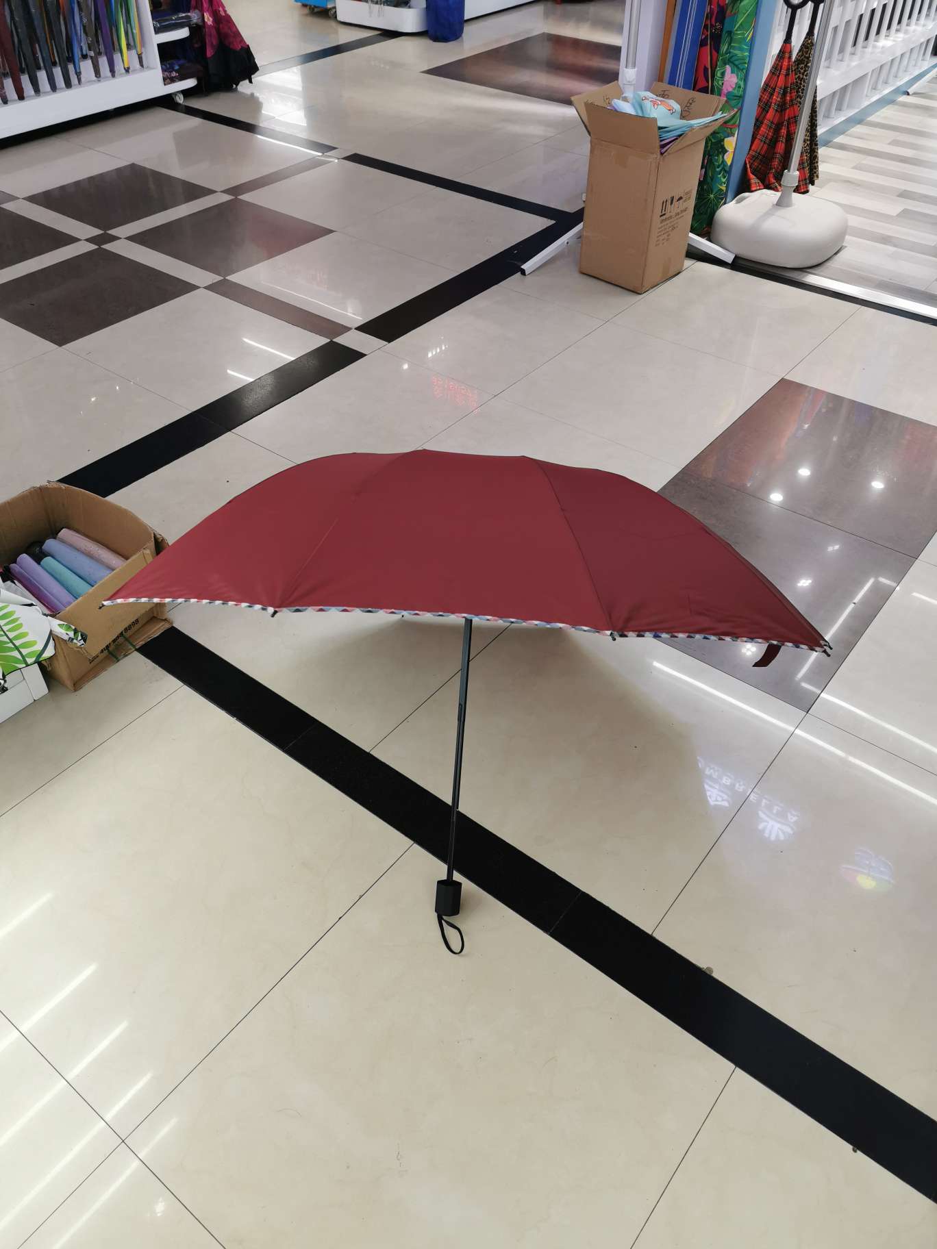 In-stock 63.5*10k black vinyl sunshade umbrella, all-weather and all-weather, UV-resistant advertising umbrella, gift umbrella, can be printed with logo detail image 6