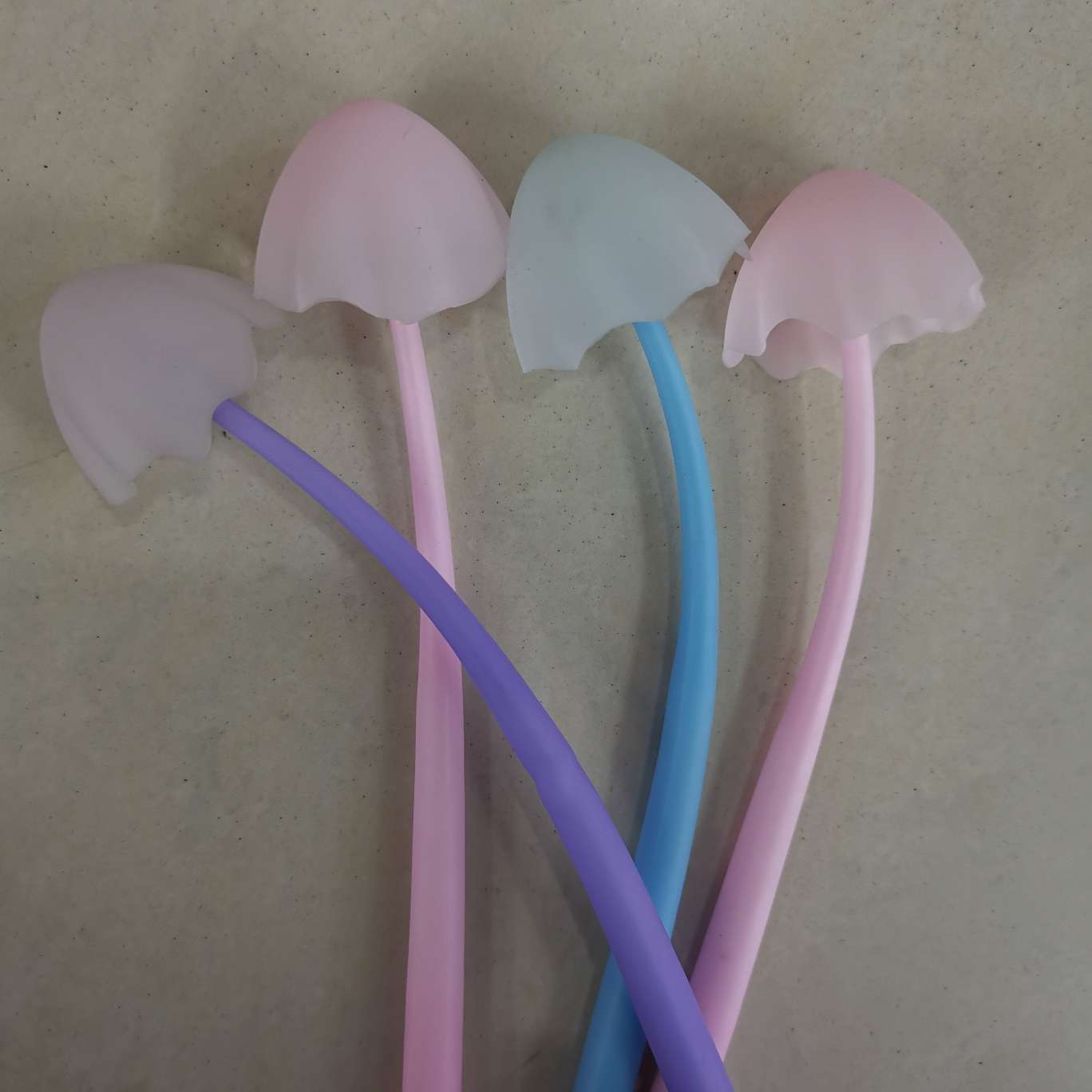 Color-changing mushroom soft rubber pen Specification image