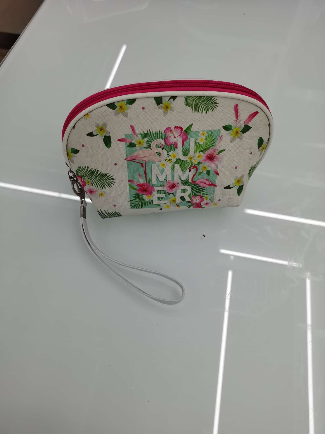 Cosmetic bag thumbnail
