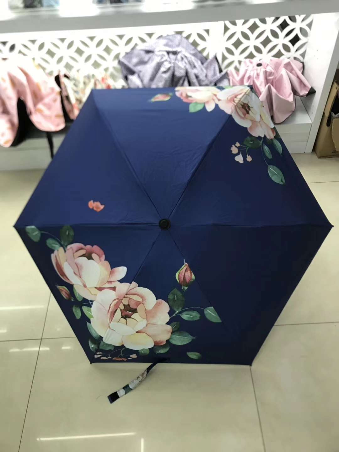 Factory direct sales, 50% off 6k black rubber sun protection umbrella, pocket umbrella bag, bag umbrella, capsule umbrella, UV protection, all-weather umbrella detail image 5