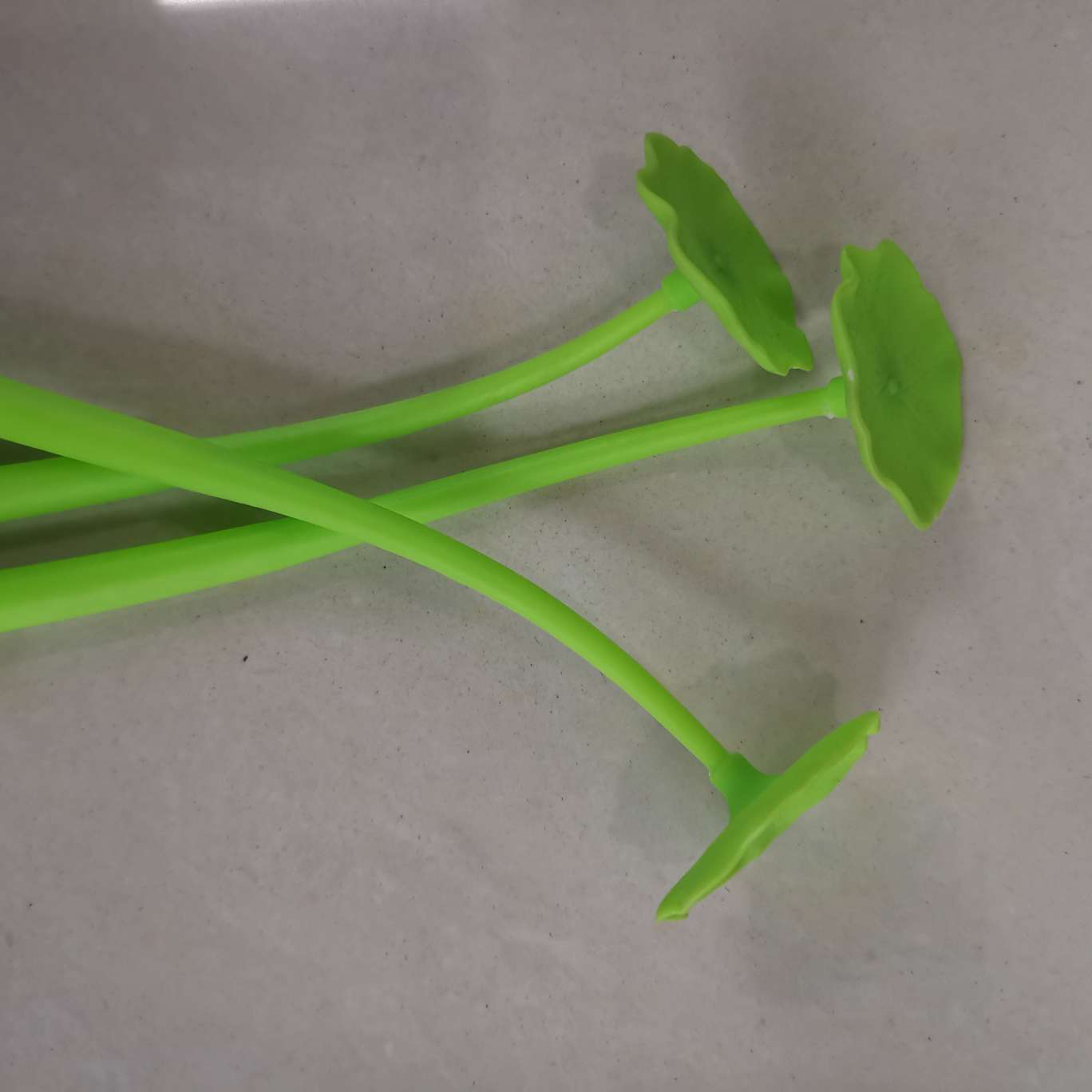 Simulated lotus leaf-shaped ballpoint pen detail image 3