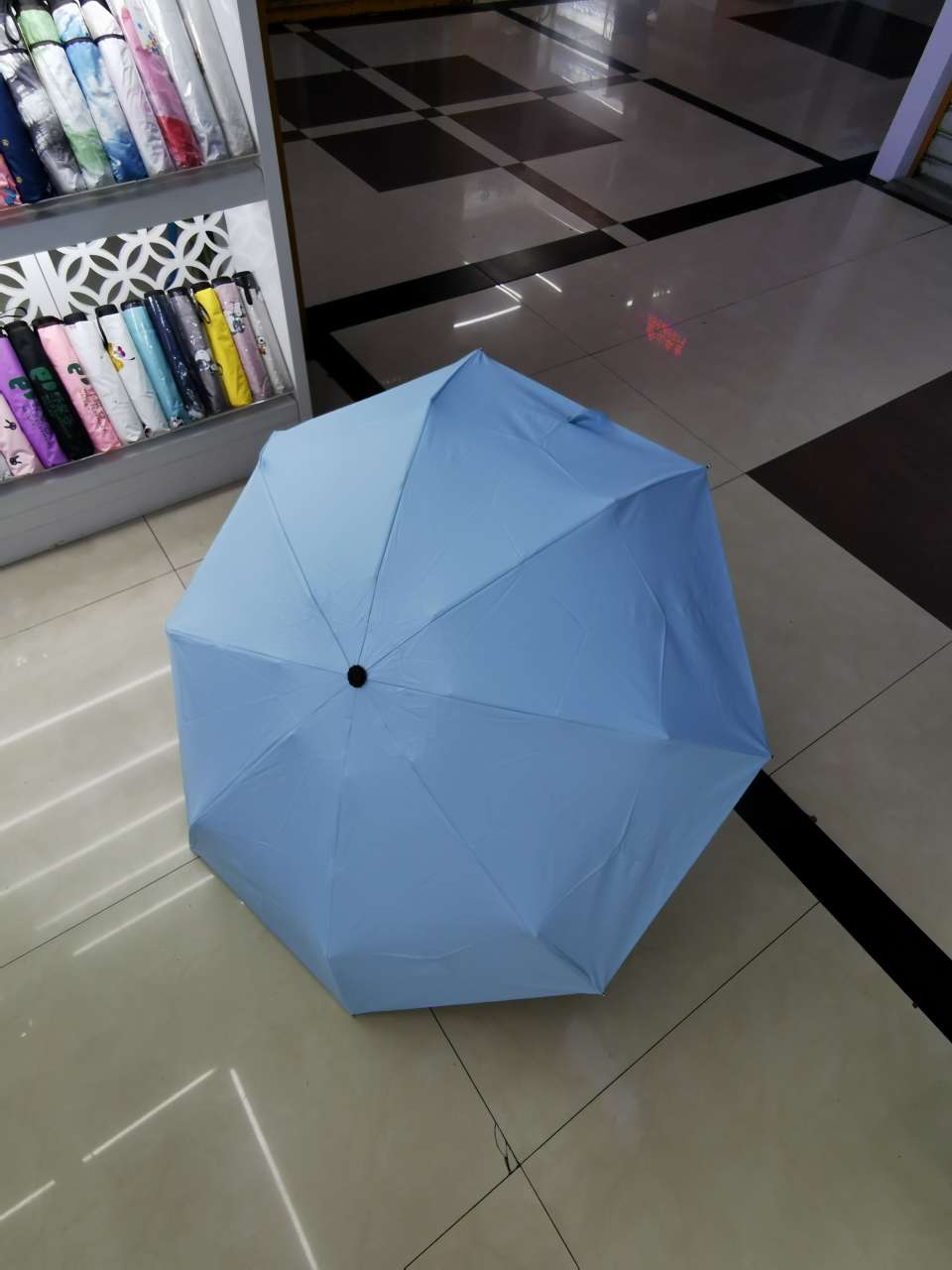 Five-fold 8-bone automatic umbrella, all-weather and all-weather black rubber UV protection advertising umbrella, gift umbrella, can be printed with logo undefined