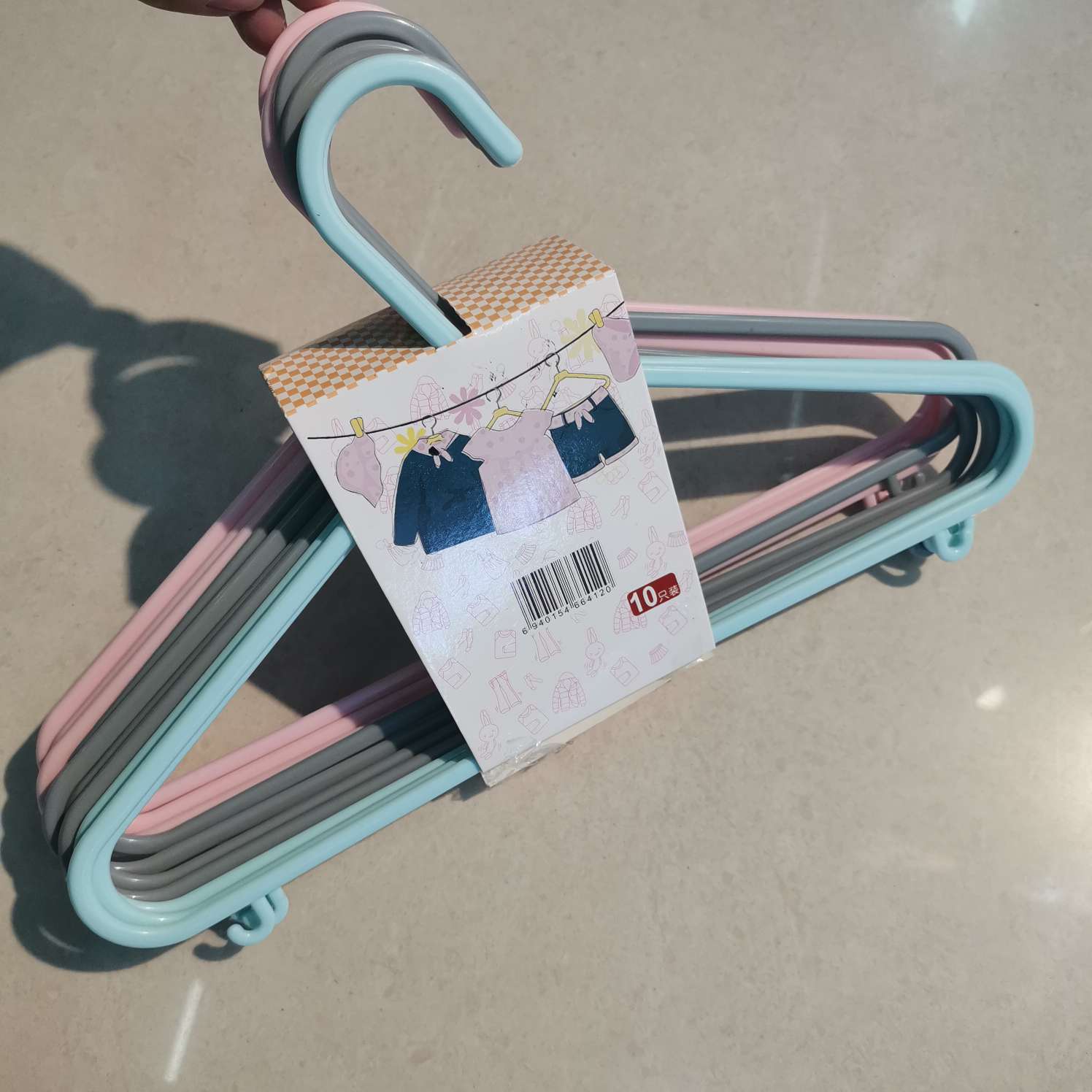 Japanese children's clothes rack Household non-slip plastic clothes rack chest storage rack clothes hang clothes hang clothes support