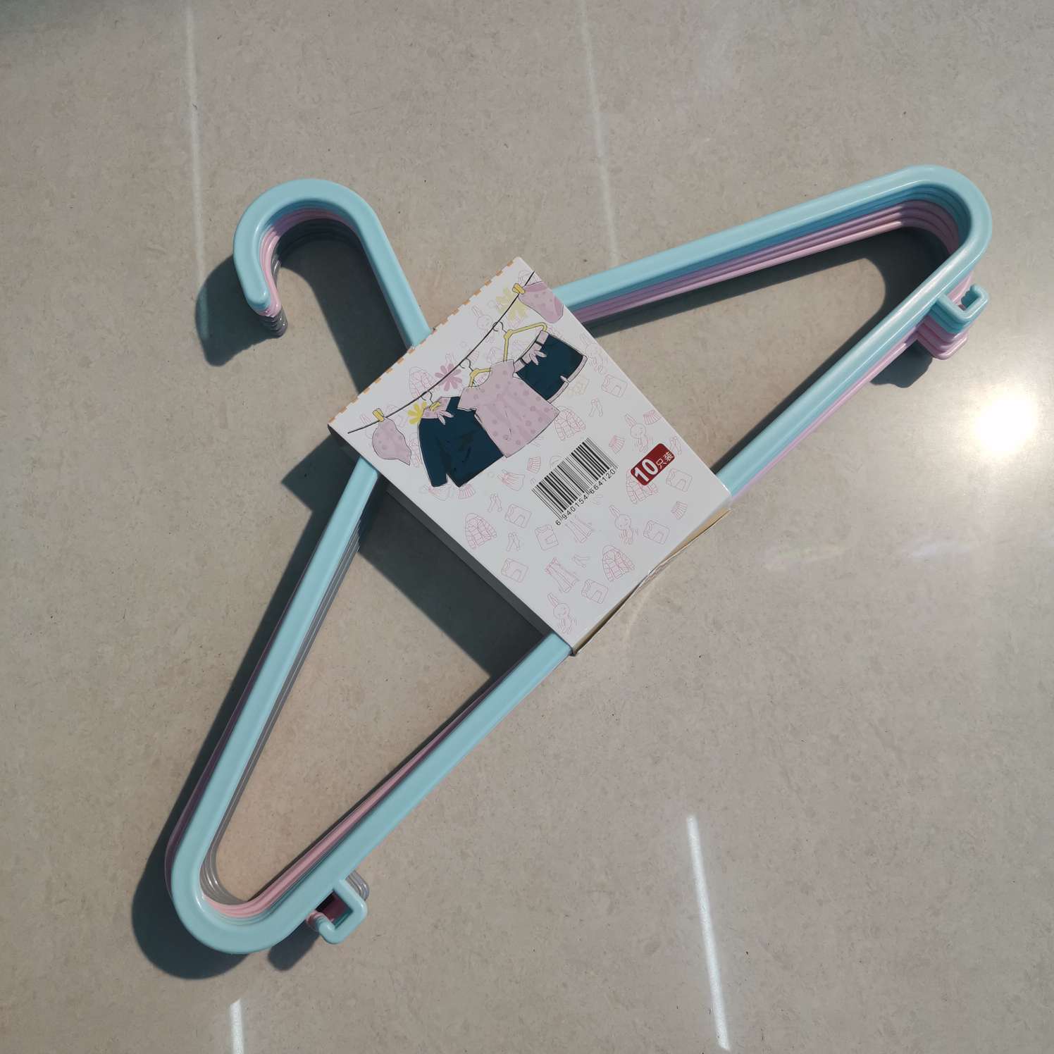 Japanese adult clothing rack Household non-slip plastic clothes rack cabinet storage rack clothes hang clothes hang clothes support