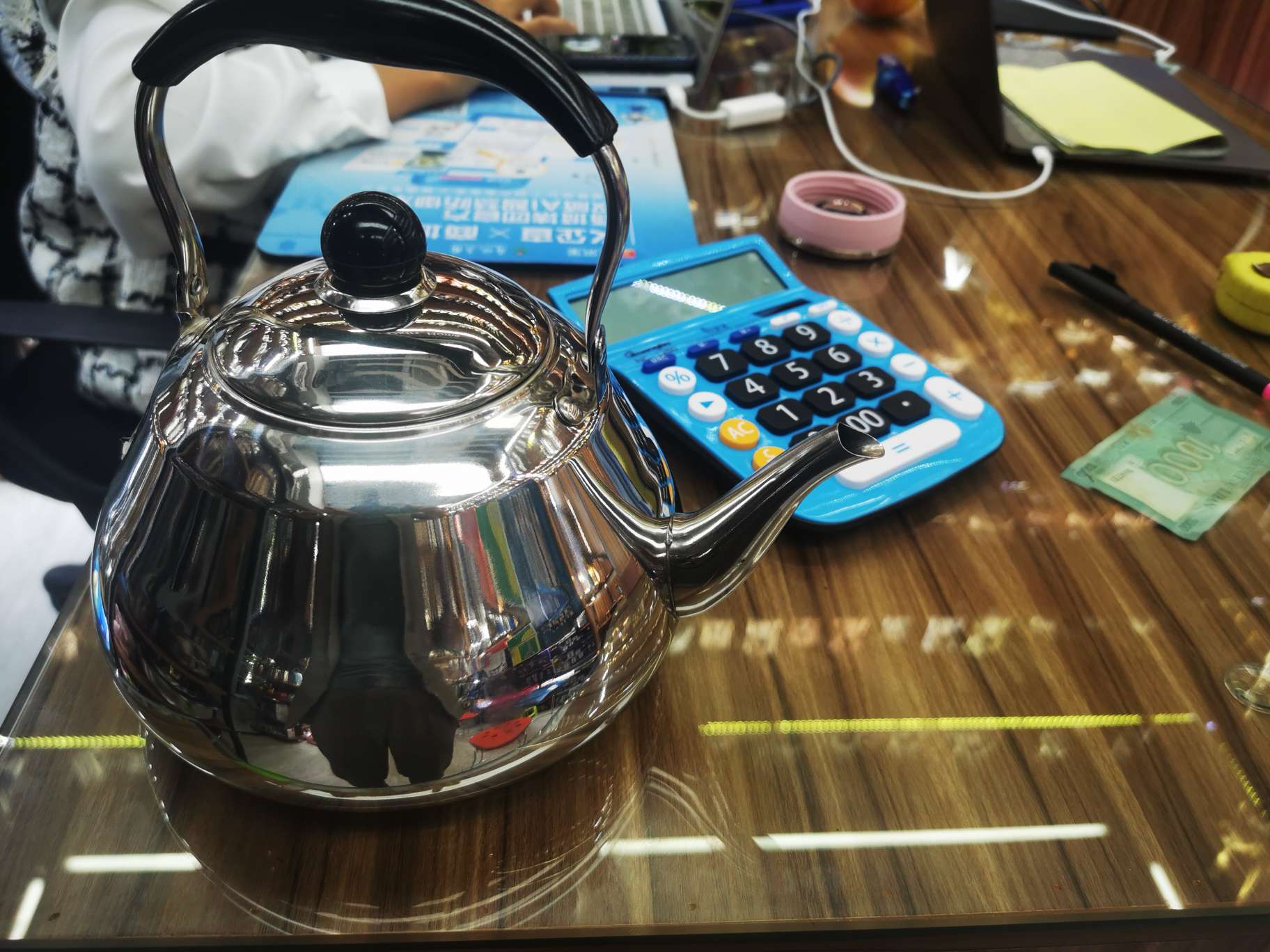 不锈钢水壶产品图