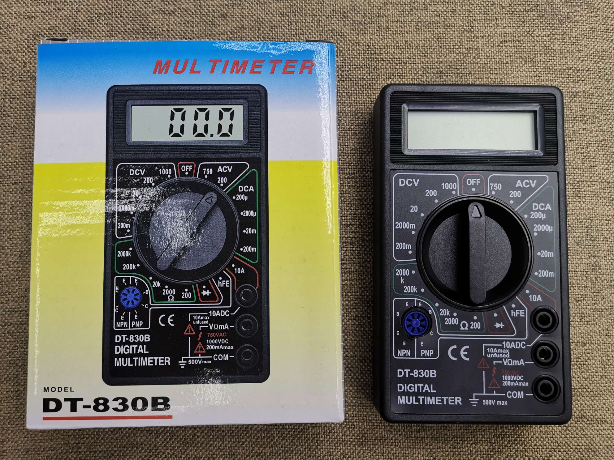 DT830B万用表细节图