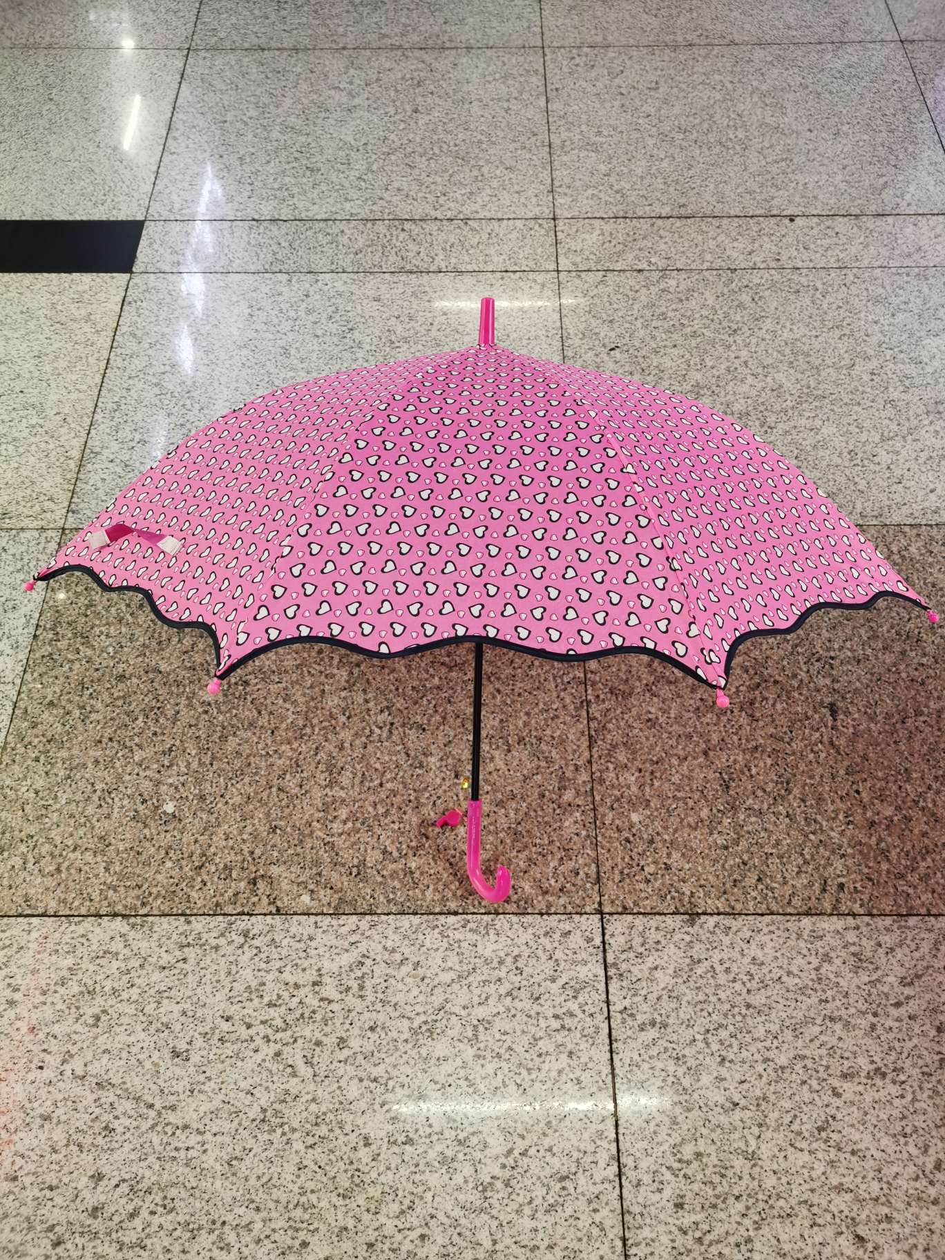 Ruffled small flower umbrella details Picture