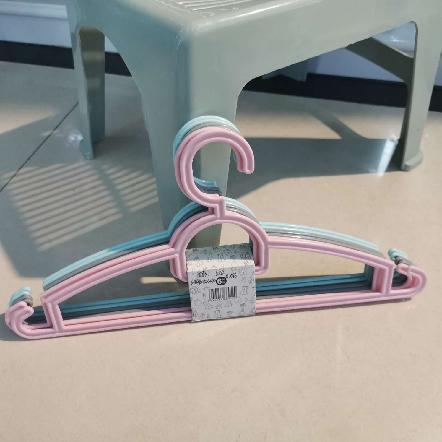 日式成人衣架子家用防滑塑料衣架衣柜收纳收纳架衣挂晾衣服衣撑子  1083  502