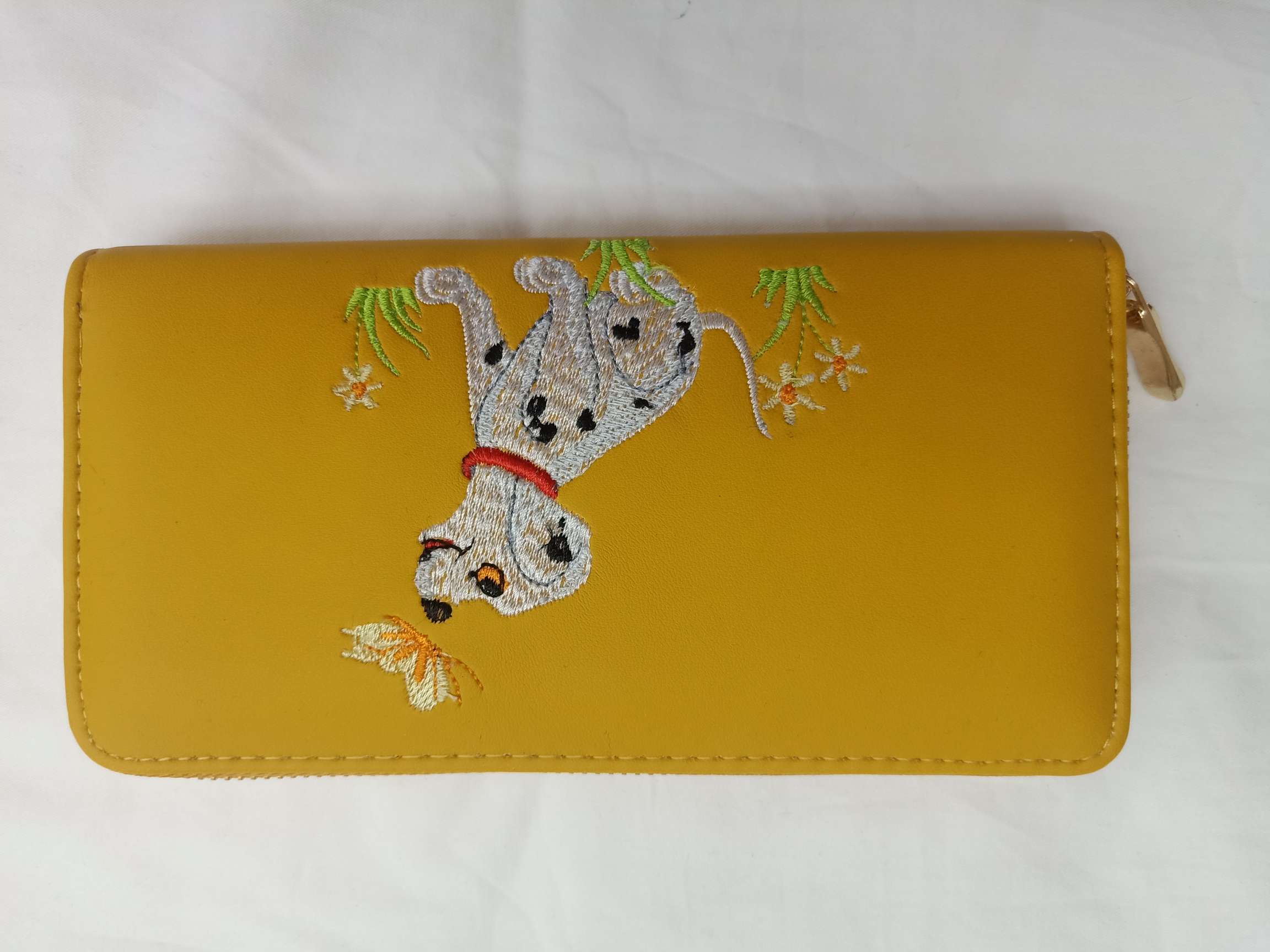 黄色绣小狗单拉钱包