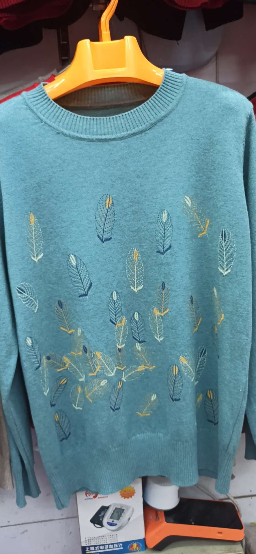 Women's shirt 6 details Picture