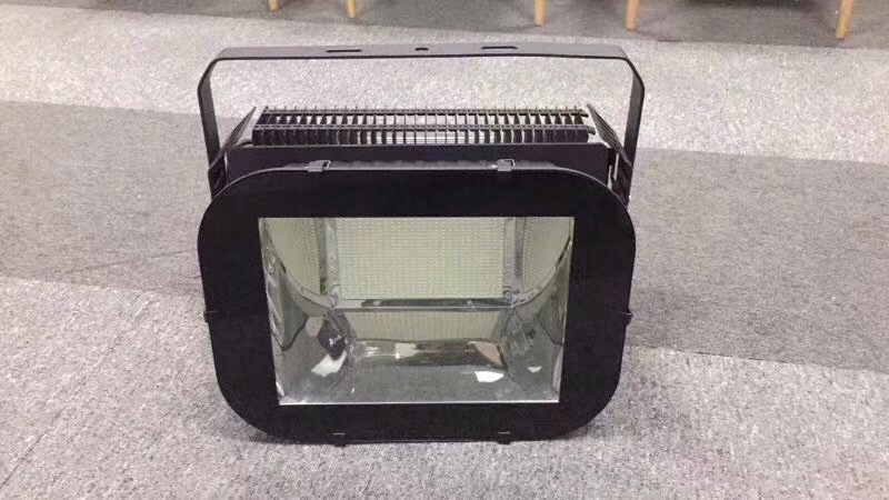 Floodlight 1