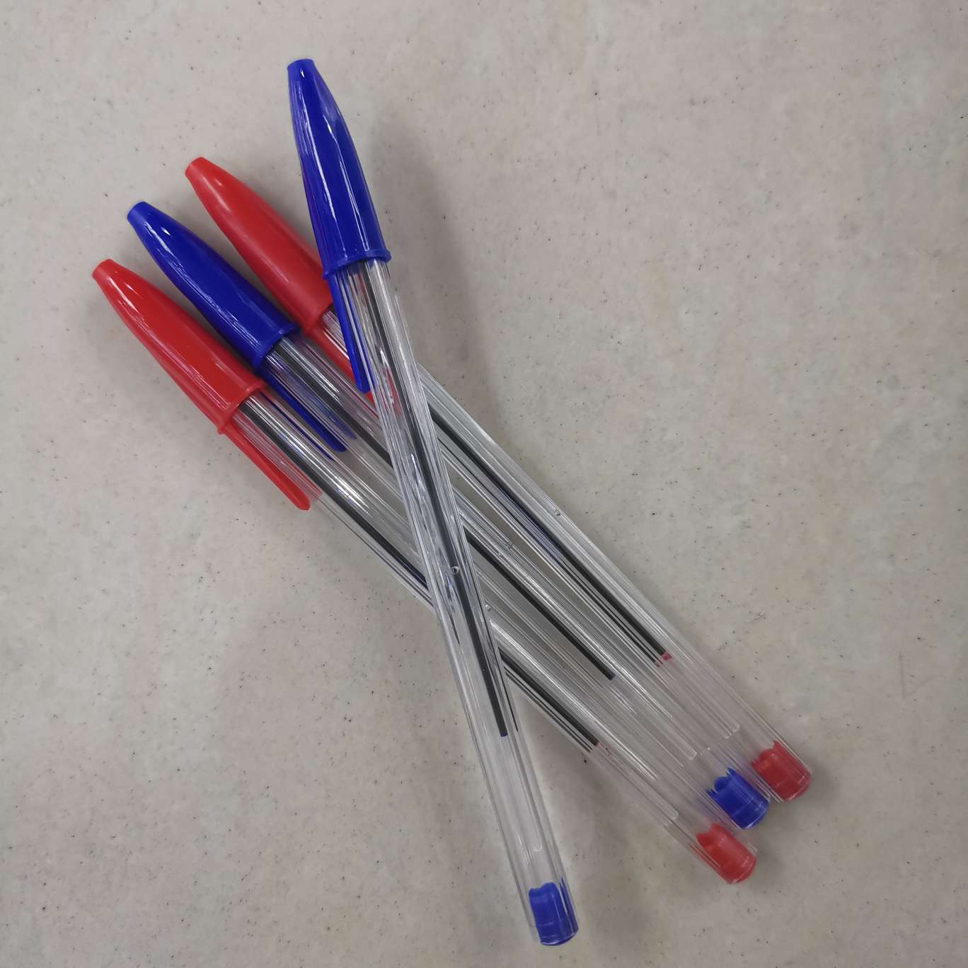Simple ballpoint pen with air hole detail image 2