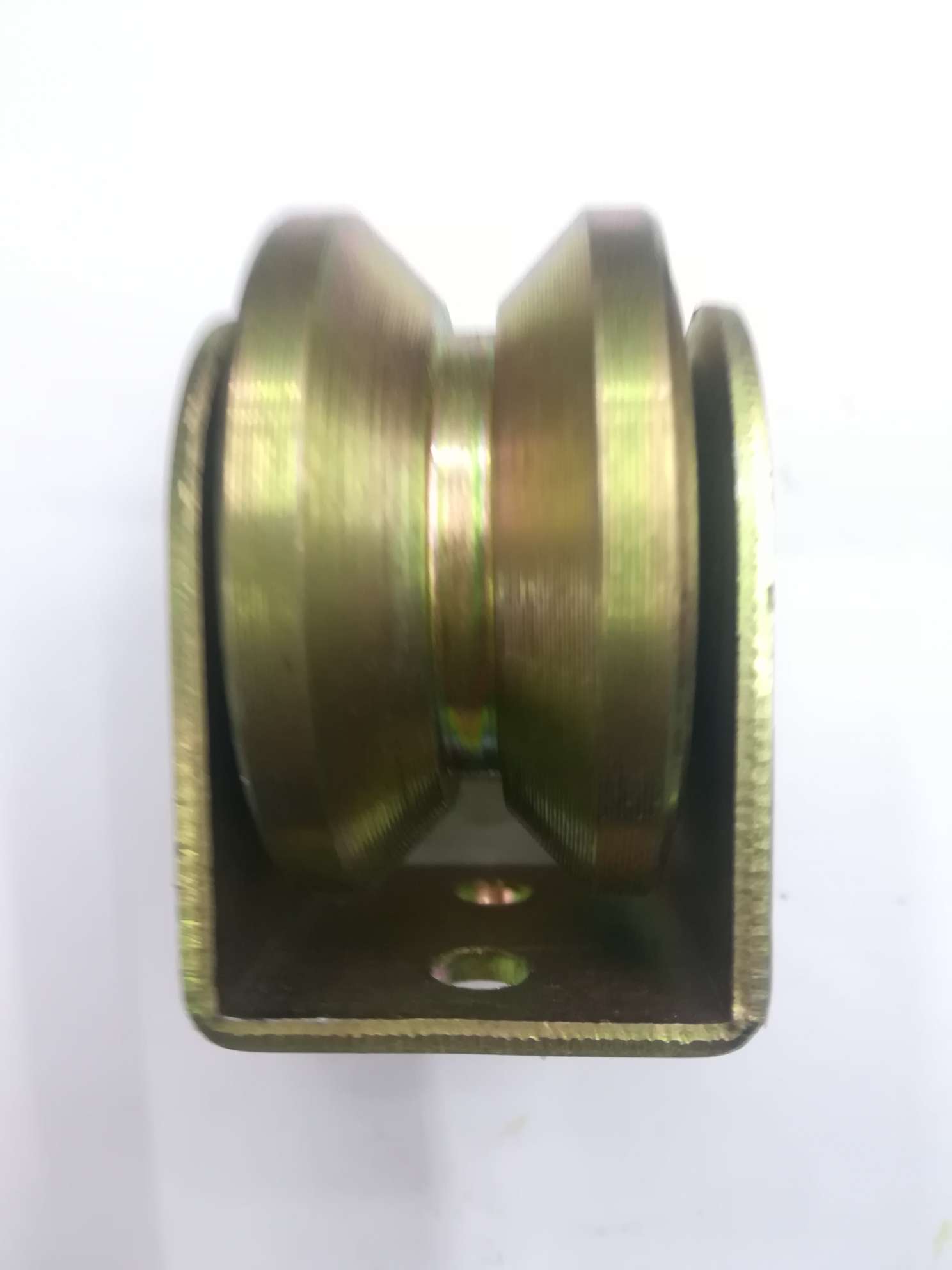 V-shaped double bearing wheel