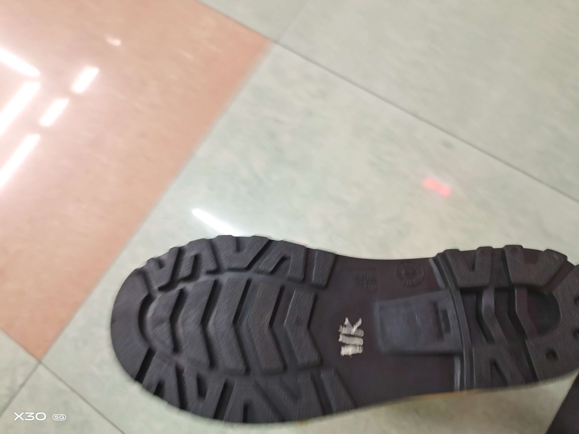 805黄色雨鞋产品图