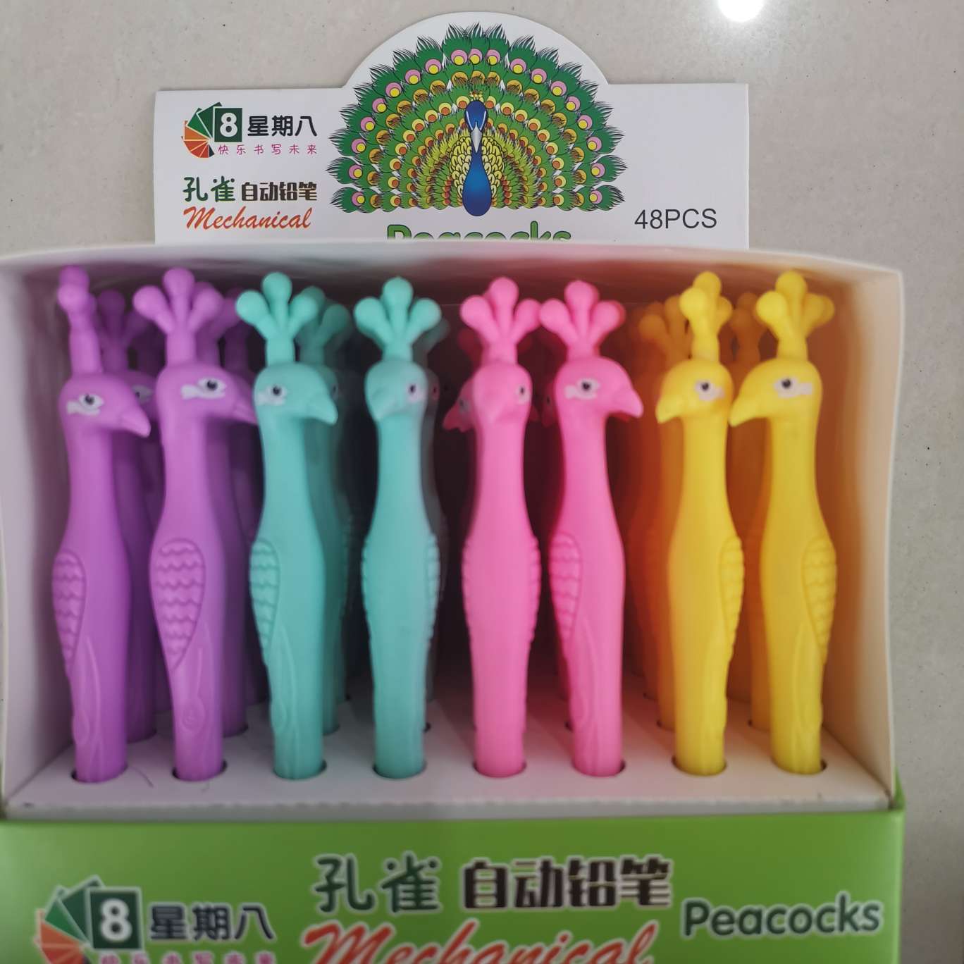 Peacock-shaped soft rubber pen detail image 4