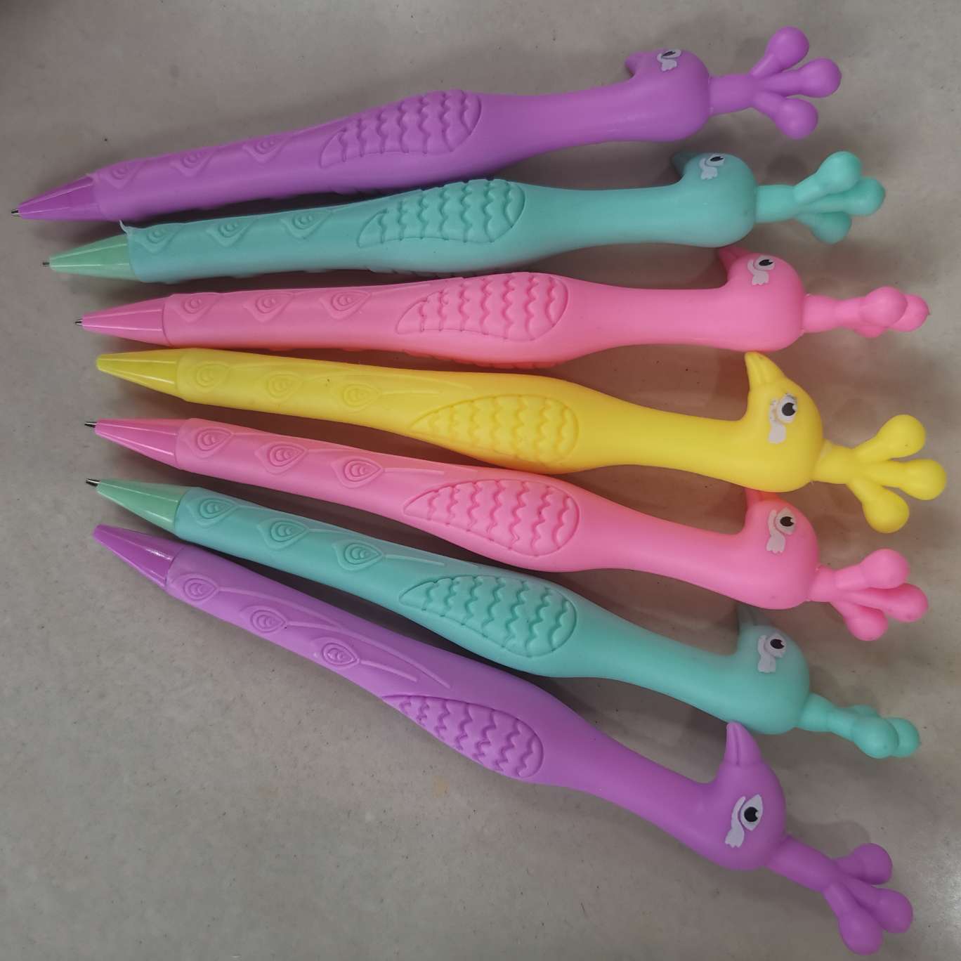 Peacock modeling soft glue pen