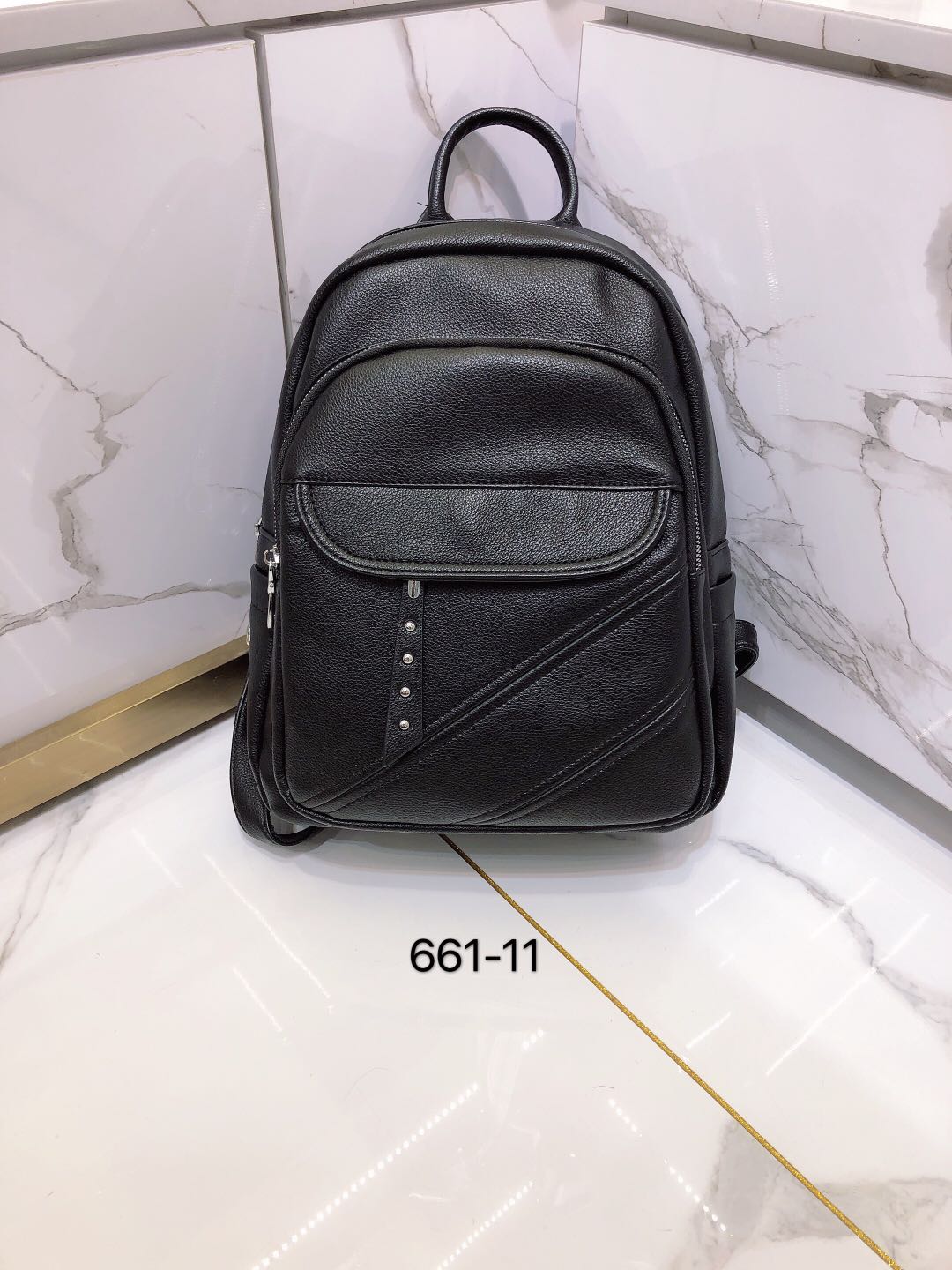 661-11 Fashionable Women's Backpack