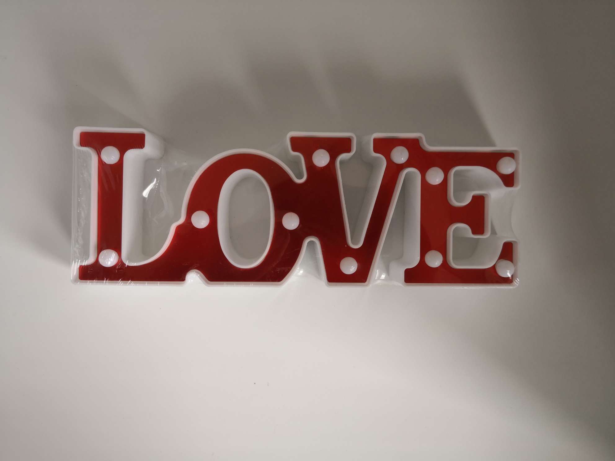 led连体字母镀金LOVE灯细节图