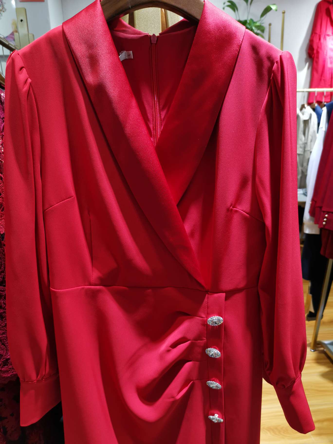 大红西装大领礼艺商务女装