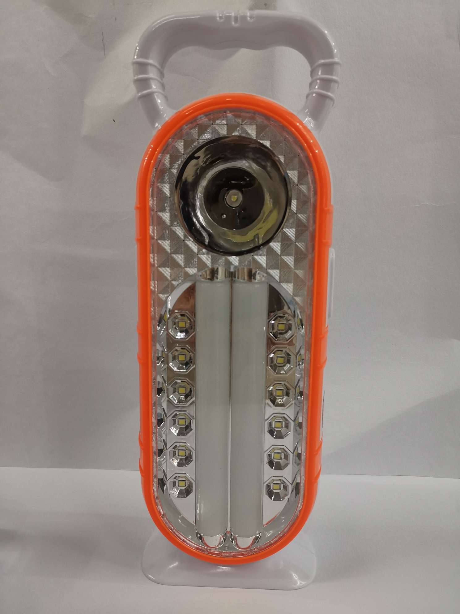 Portable multifunctional lamp