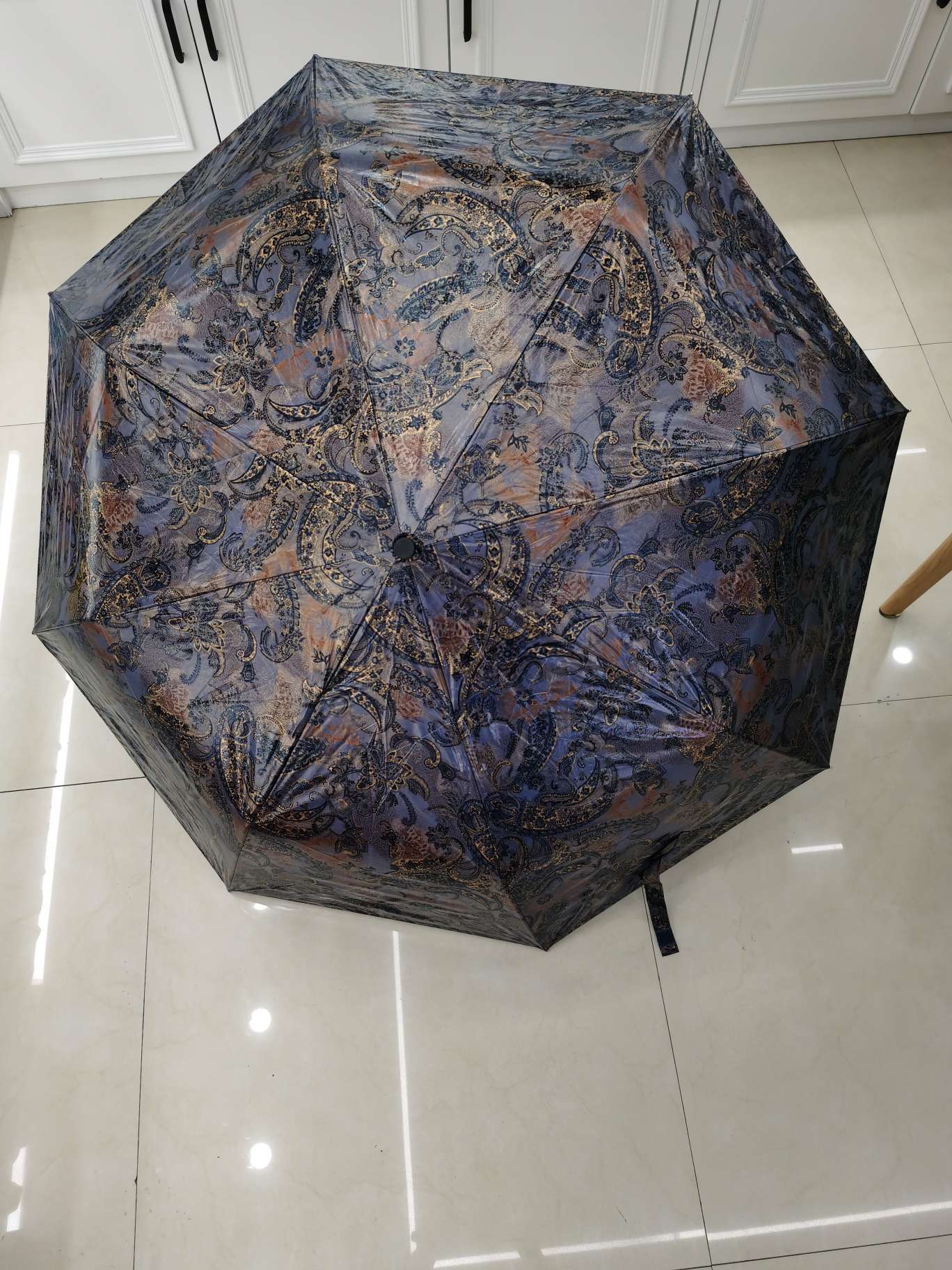53.5x8K three-fold self-opening and closing peritoneal fabric gift box umbrella, item number 1723 details Picture