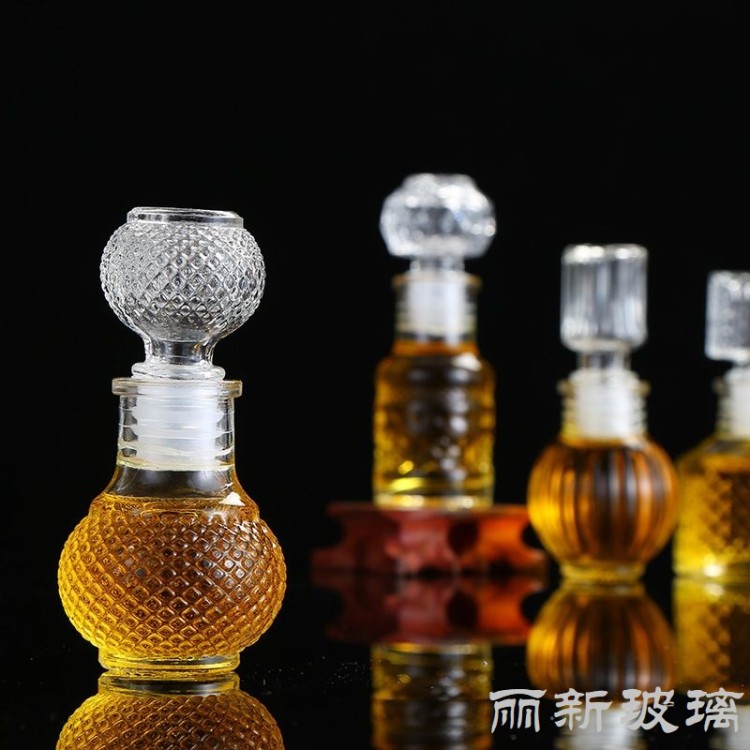 玻璃瓶玻璃香水瓶酒瓶香精瓶产品图