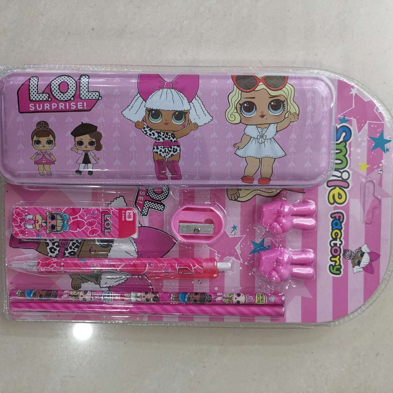 An 8-piece stationery set details Picture