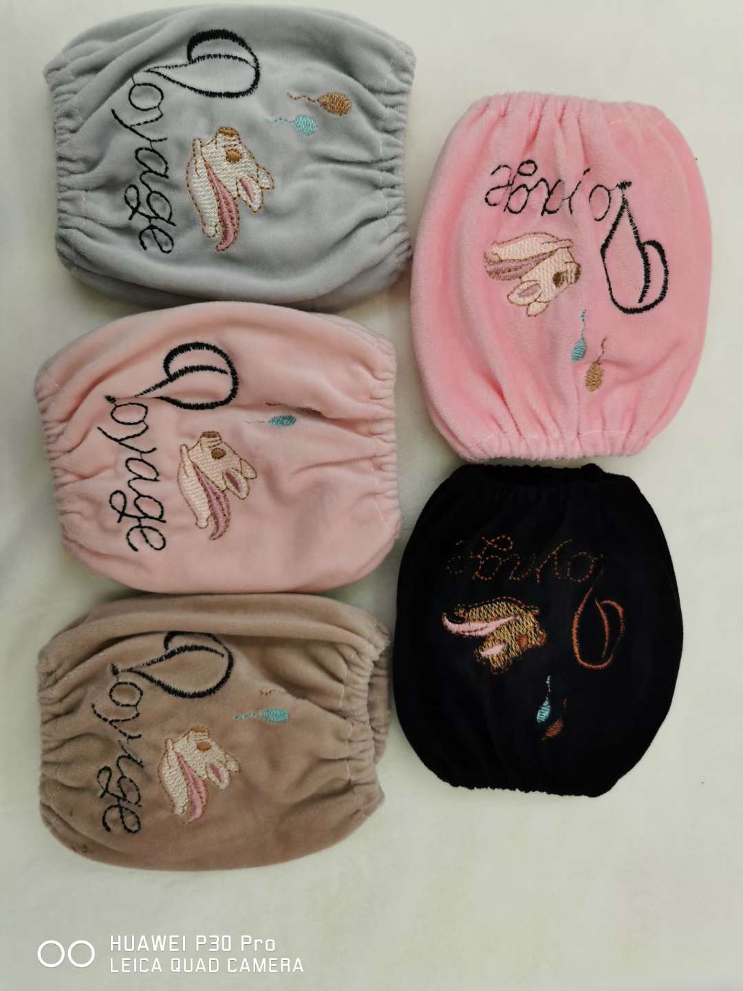 Fashionable sleeve sleeves Run Pig