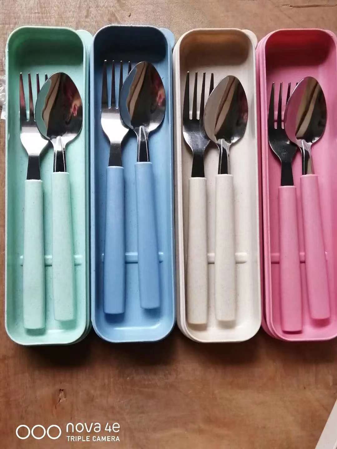 麦秸秆餐具