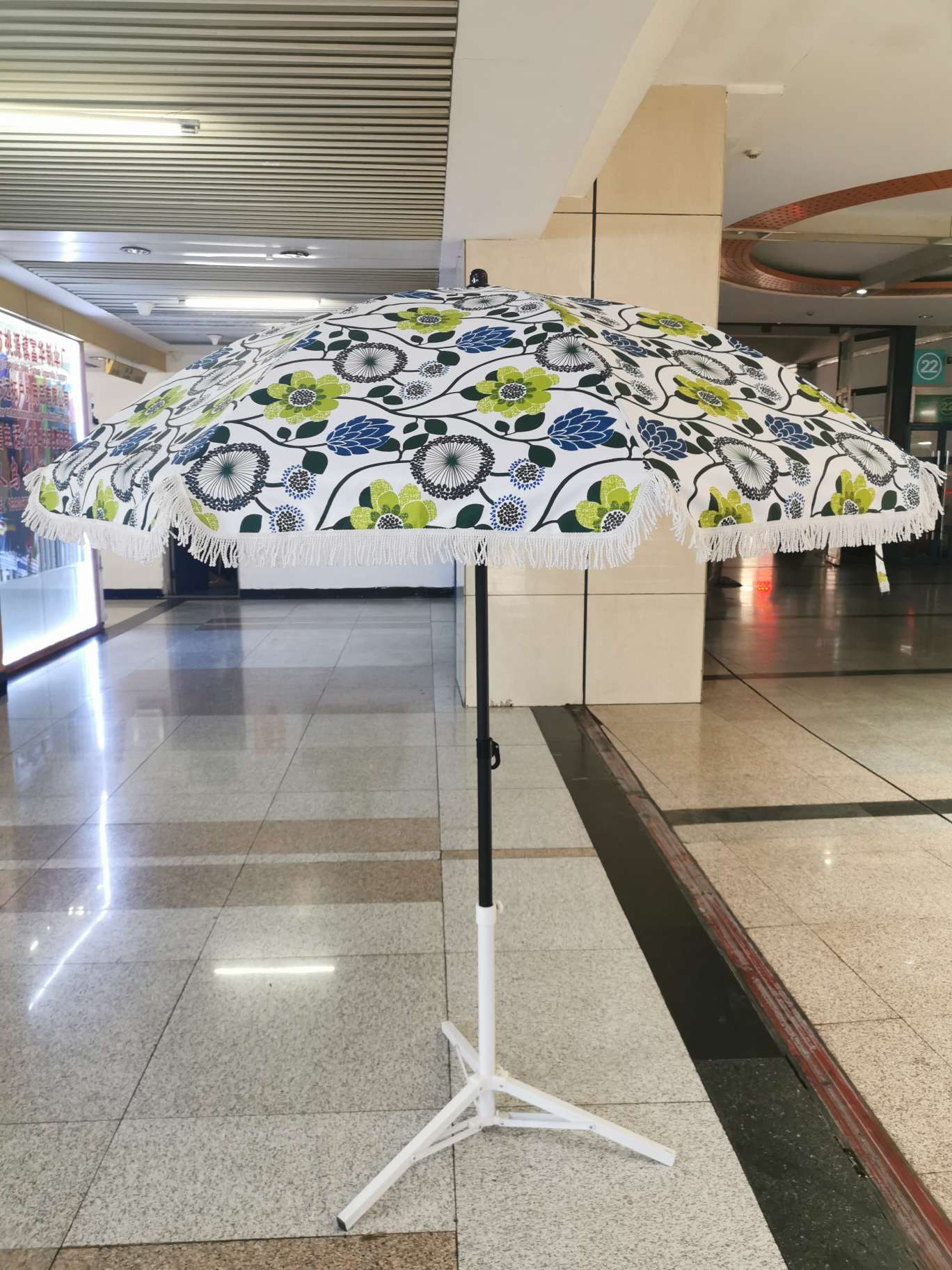 Hengyang brand outdoor rain and sun protection patterned fringed beach umbrella detail image 4