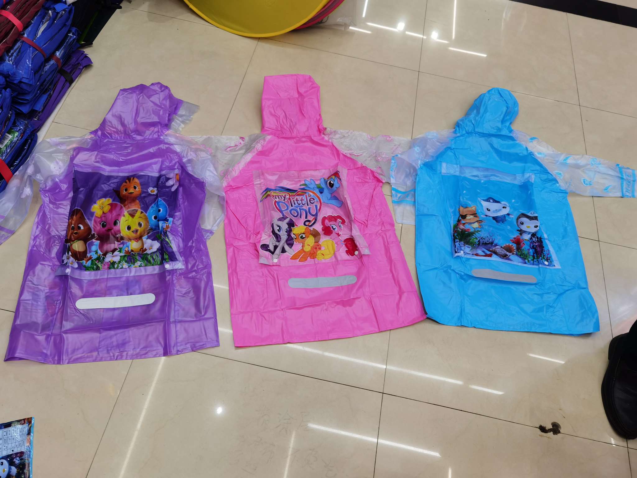 Children's raincoat Boys and girls Primary school backpacks glow-out poncho outdoor hiking essential thumbnail