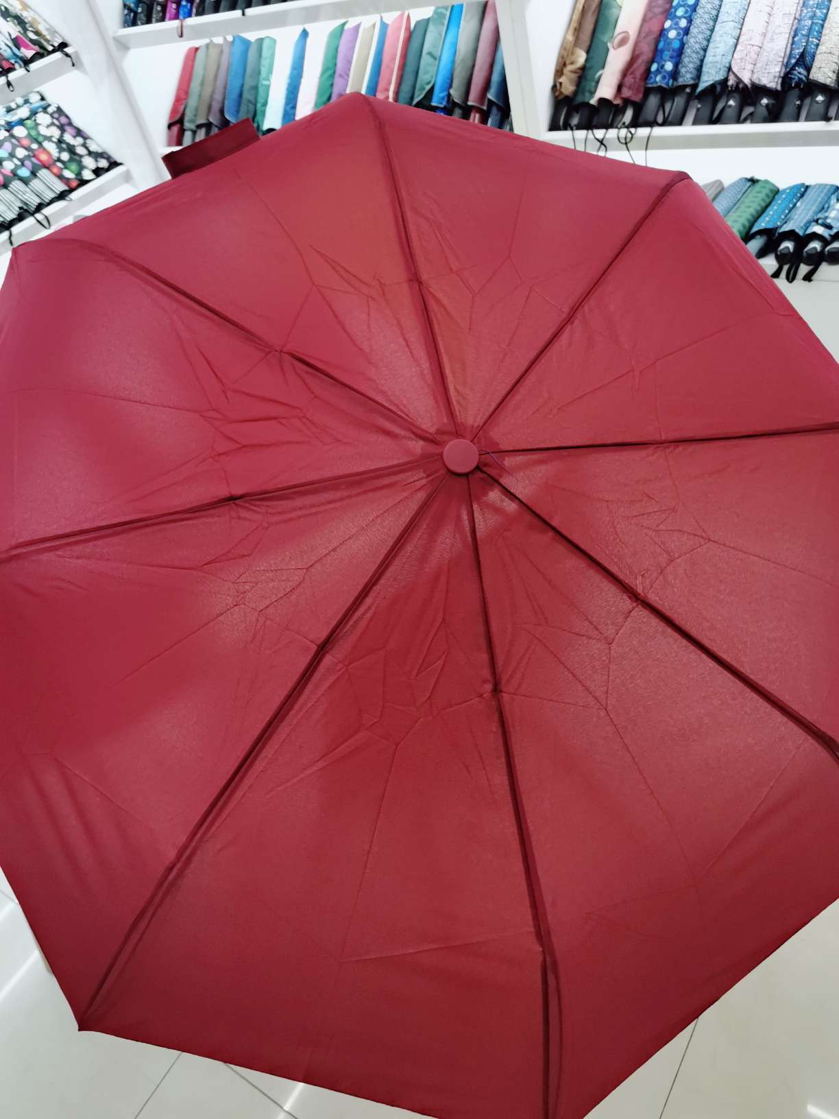 Plain-colored automatic umbrella Application Scenario