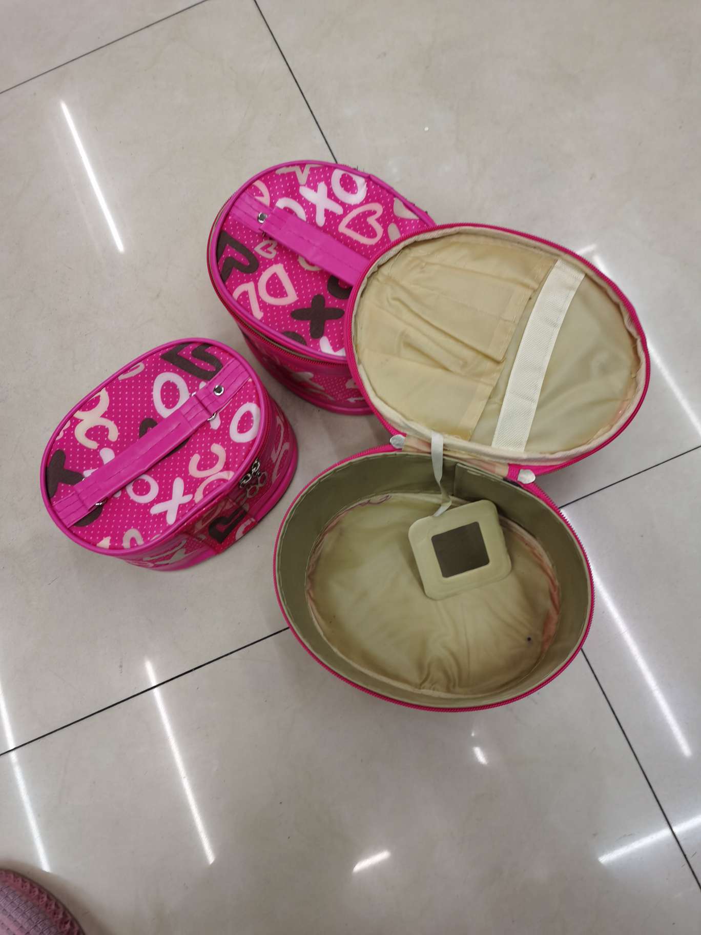 化妆包/化妆包带镜子/七彩化妆包/化妆品网纱包/化妆包网纱产品图