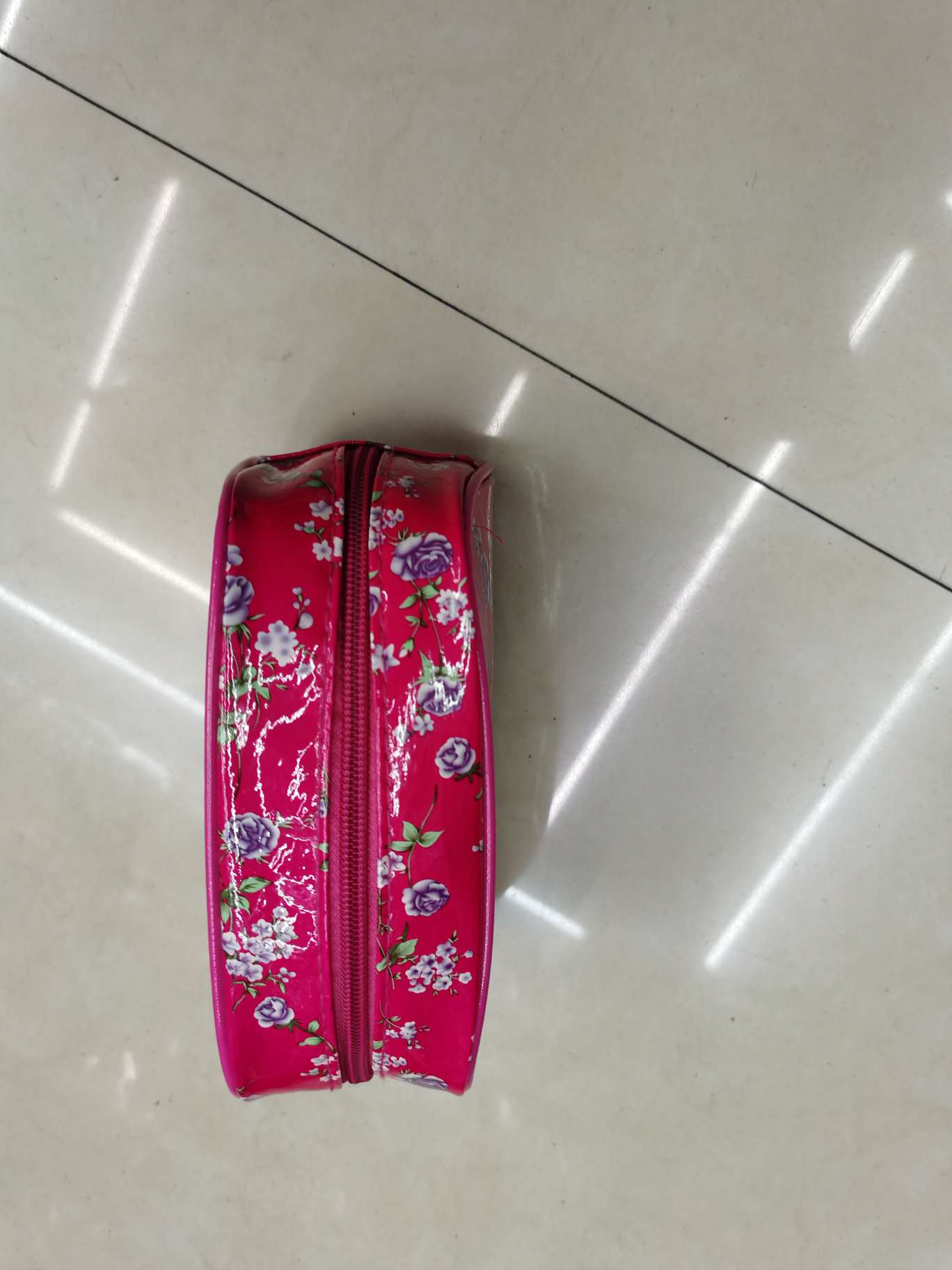 山茶花下半圆包产品图