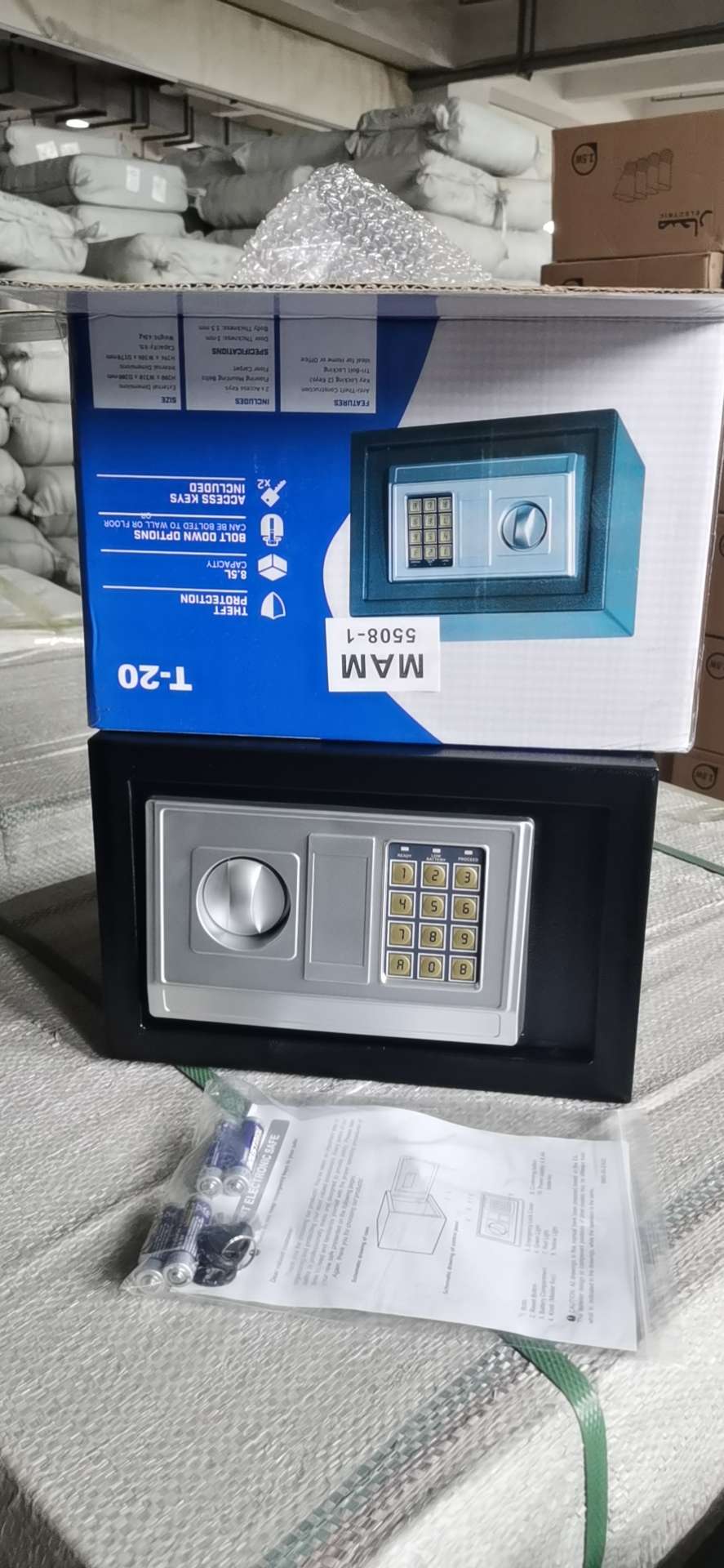 13407 Xinsheng Silver Panel T20EA Safe, safety deposit box, password box, electronic built-in mini metal box. 13407 Xinsheng Black Panel 20EA Safe, T20 safety deposit box, password