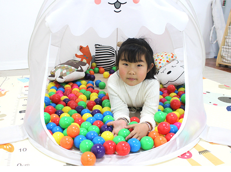 Children's indoor color-block dinosaur game tent, cartoon children's outdoor pop-up toy game house manufacturer in stock Application Scenario