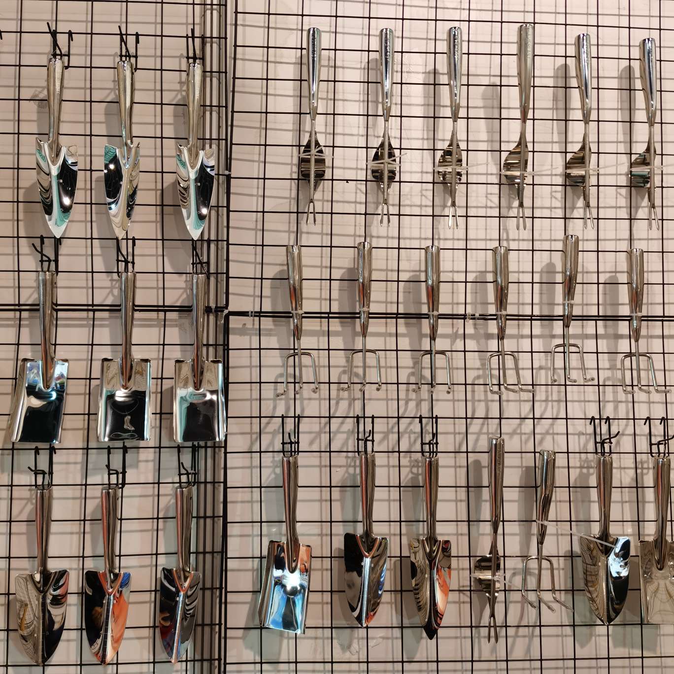 工厂直销品质优良各种园林工具,款式新颖品种繁多。详情图11