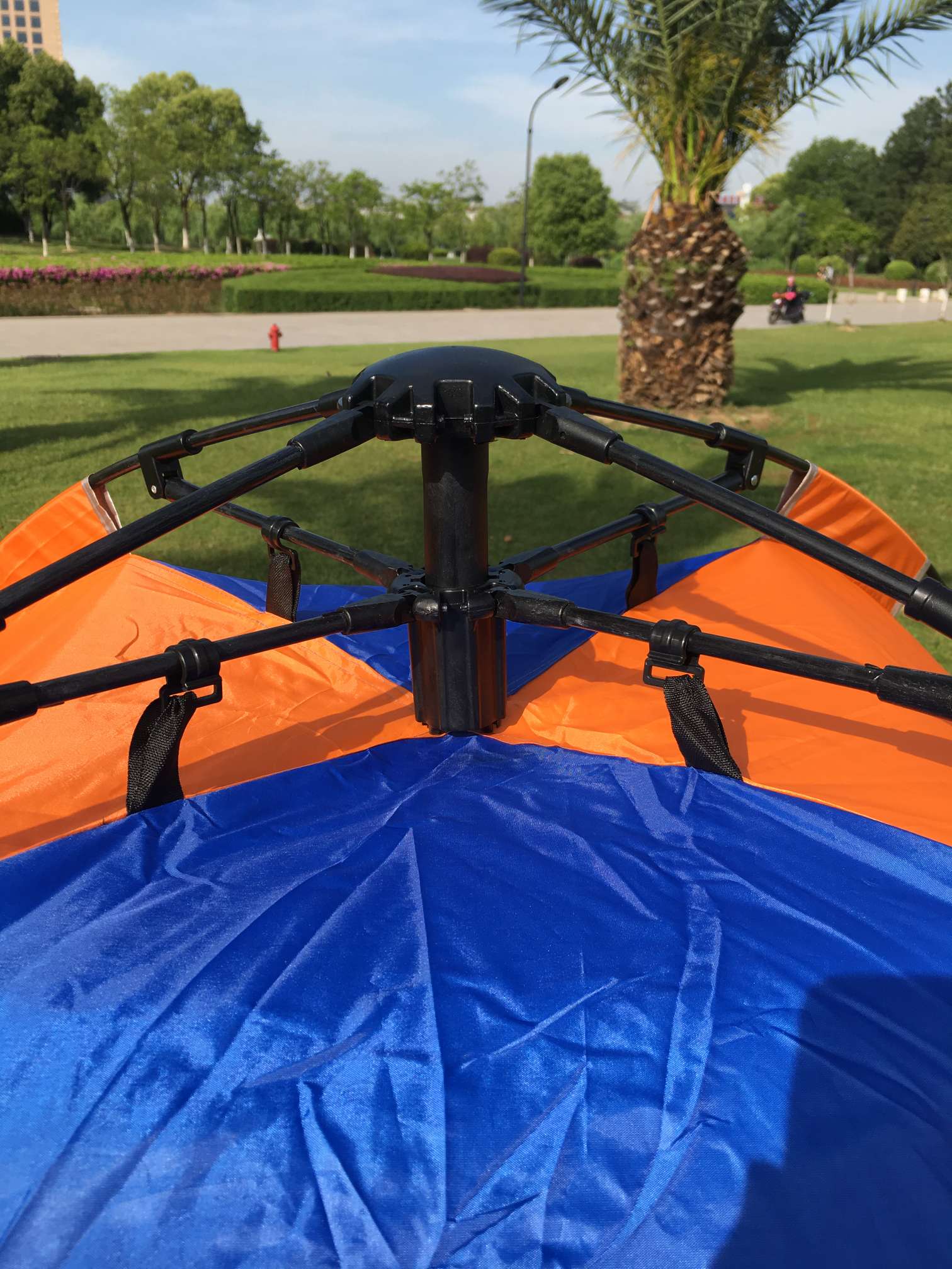 Factory direct sales of 4-person automatic single-layer tents details Picture