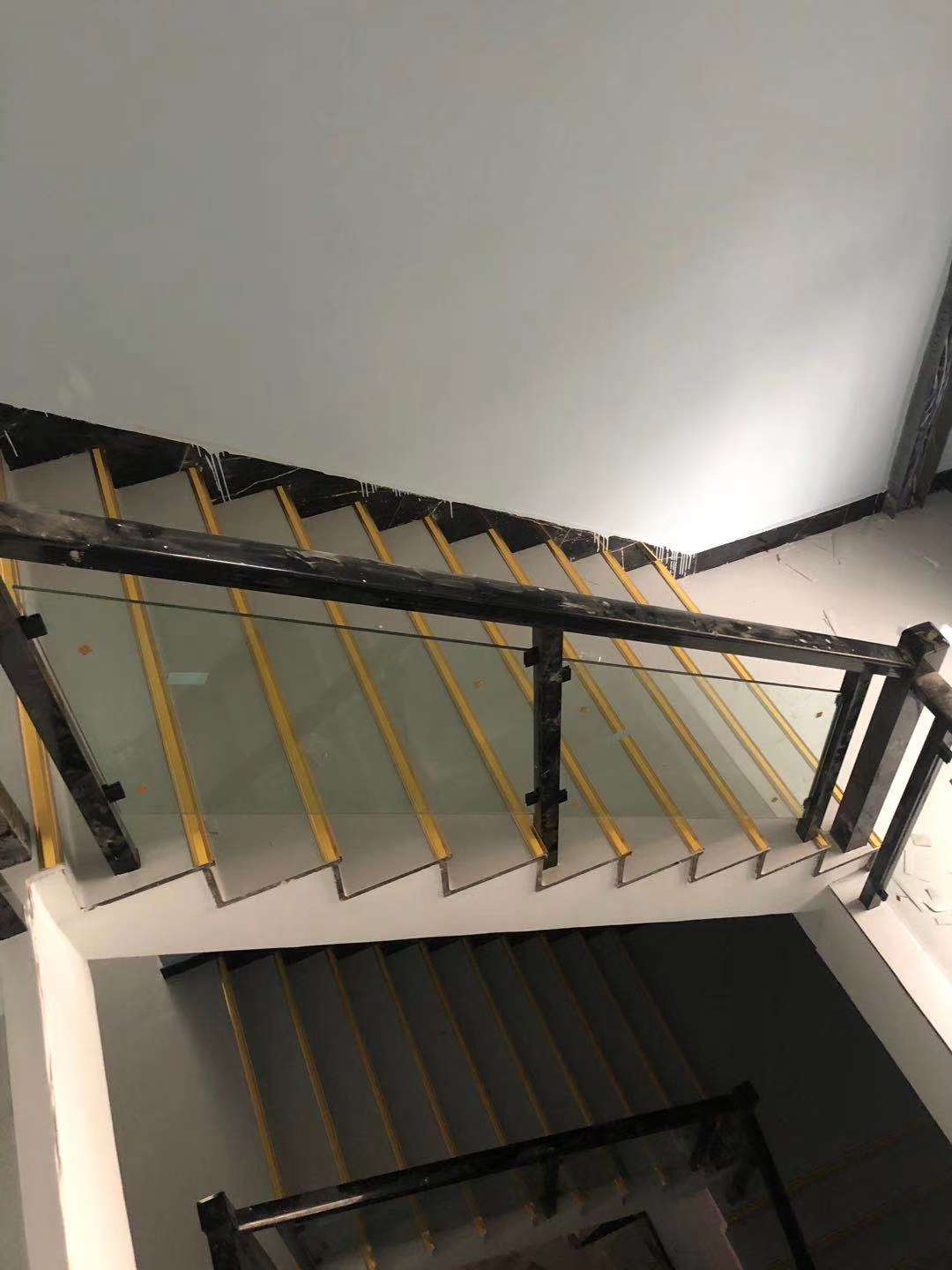 防滑条.楼梯条.楼梯直角