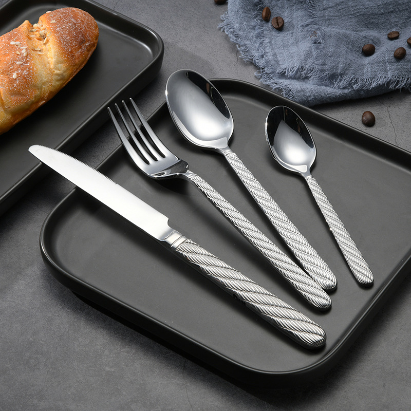 High-quality Western tableware, three-piece steak knife and fork set, household stainless steel knife, fork and spoon set, thickened 4-piece steak knife set detail image 1