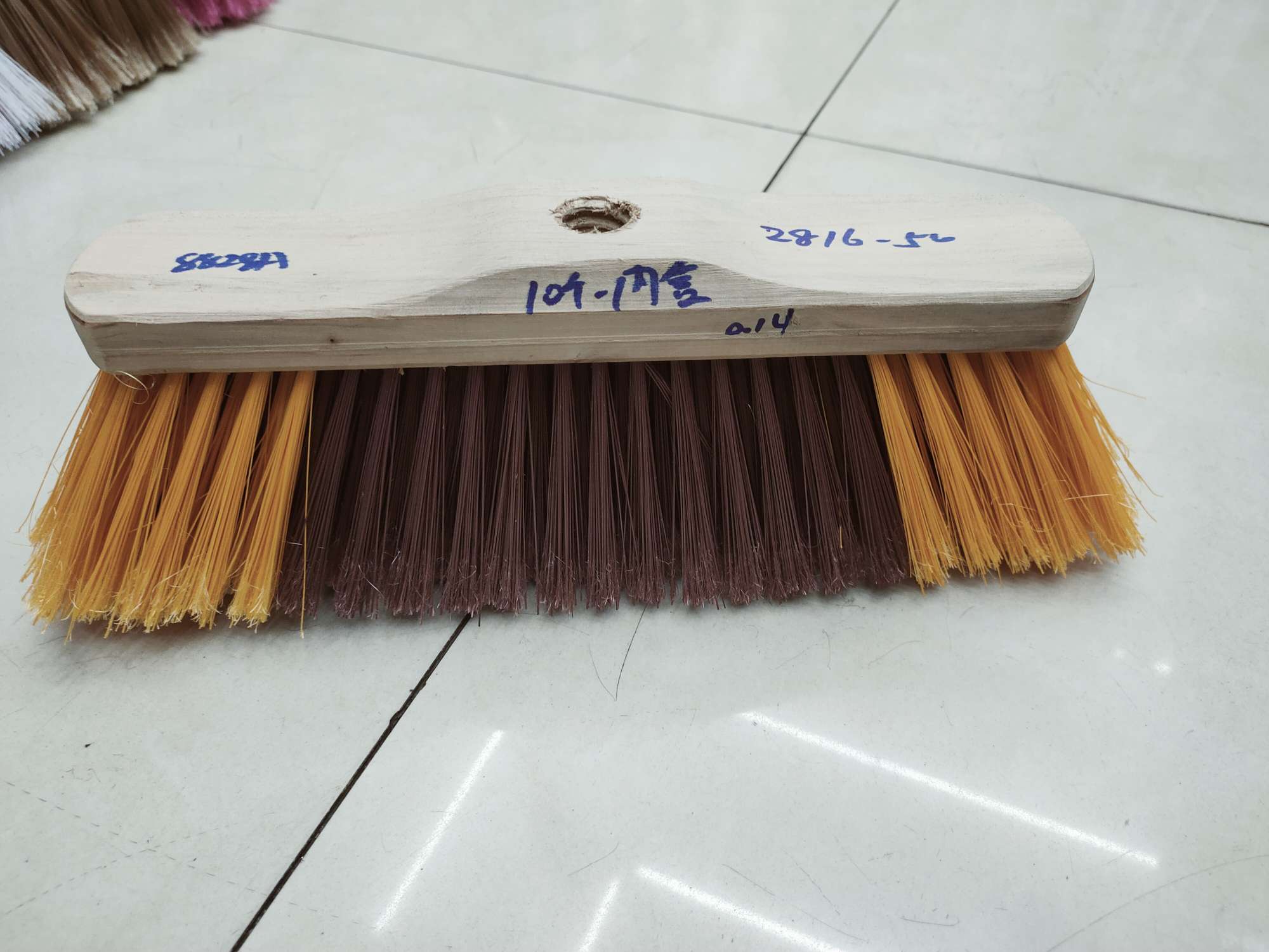 Wooden broom Specification image
