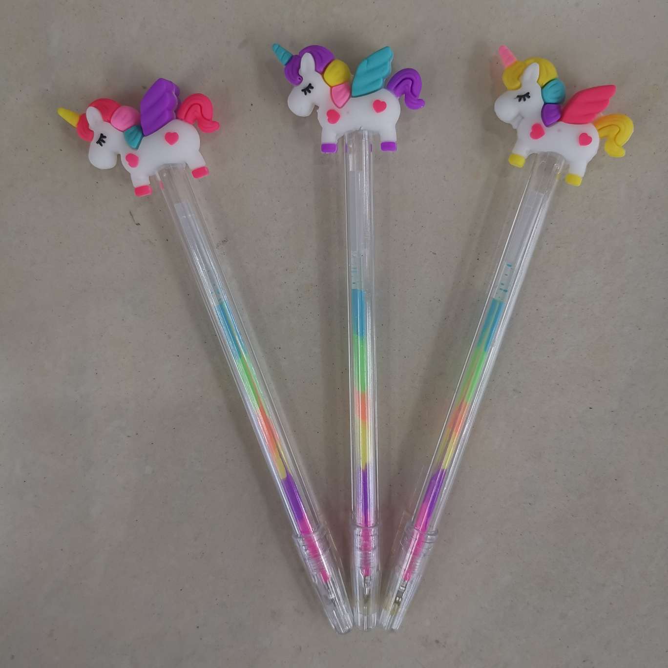 Pastel pen in the shape of a flying horse detail image 2