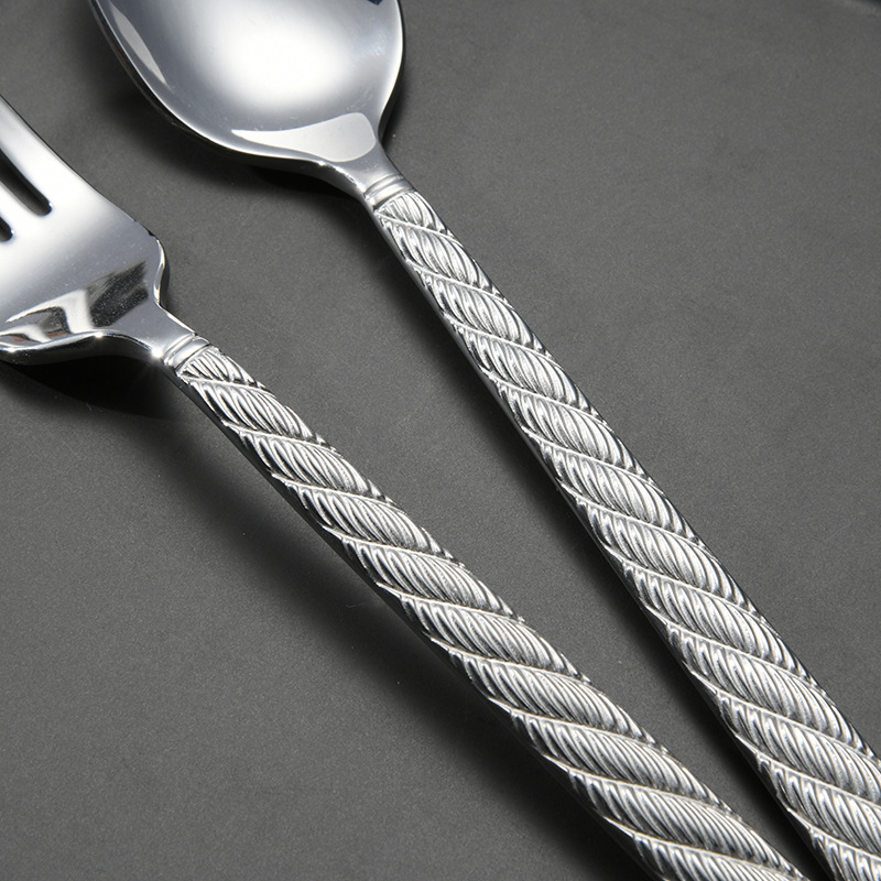 High-quality Western tableware, three-piece steak knife and fork set, household stainless steel knife, fork and spoon set, thickened 4-piece steak knife set detail image 6