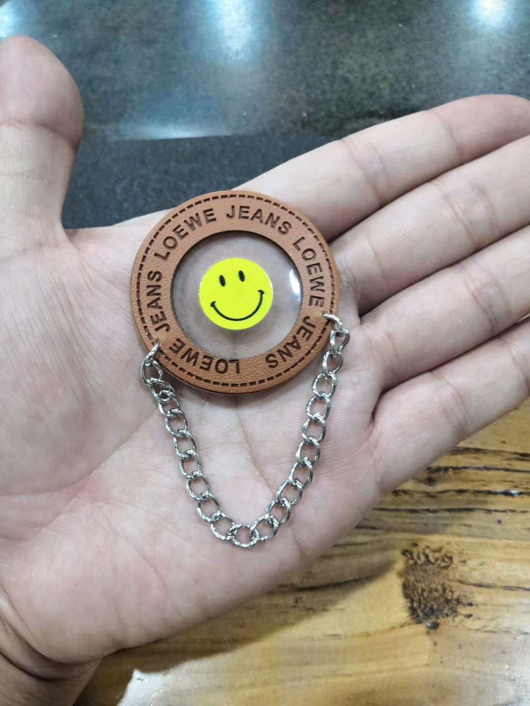 皮标 皮牌 帽子标 装饰皮标  裤标 鞋标 口袋标 补丁  羽绒标 吊钟商标 皮标加链条