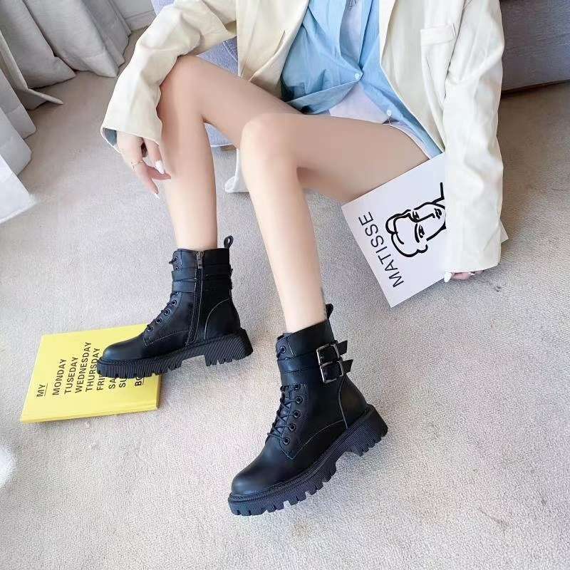 Leather fashionable Dr. Martens boots details Picture